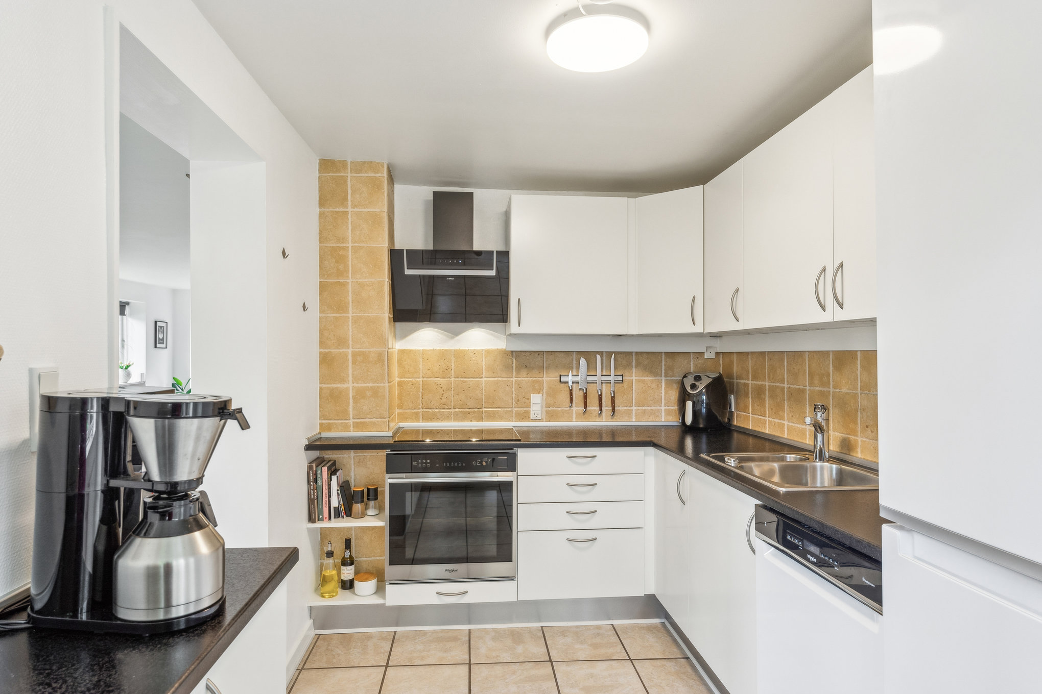 Fremhævet køkken billede i fuldskærmstilstand. Billede af Hobrovej 400, 8920 Randers NV