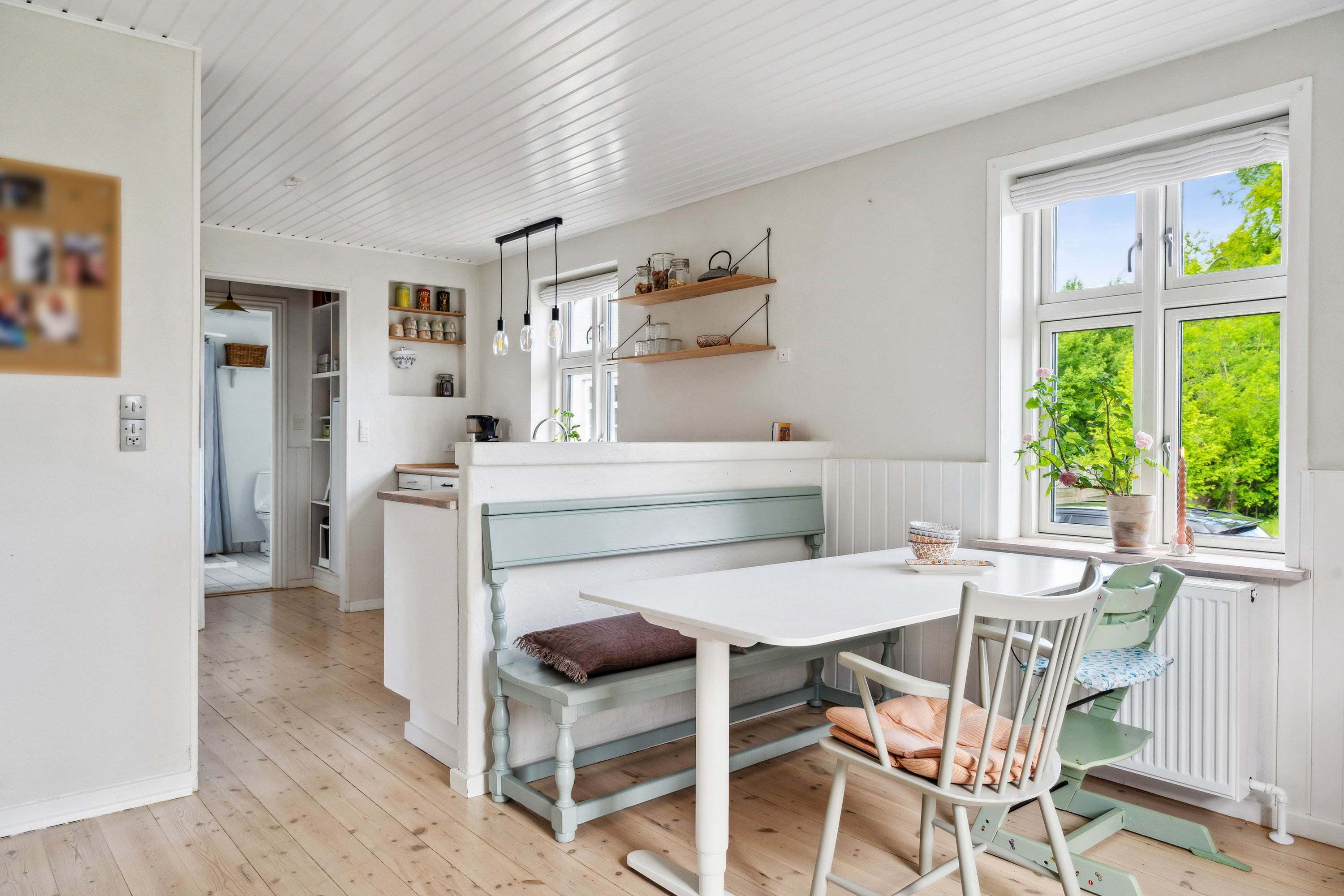 Fremhævet alrum billede i fuldskærmstilstand. Billede af Strandvej 1, 9560 Hadsund