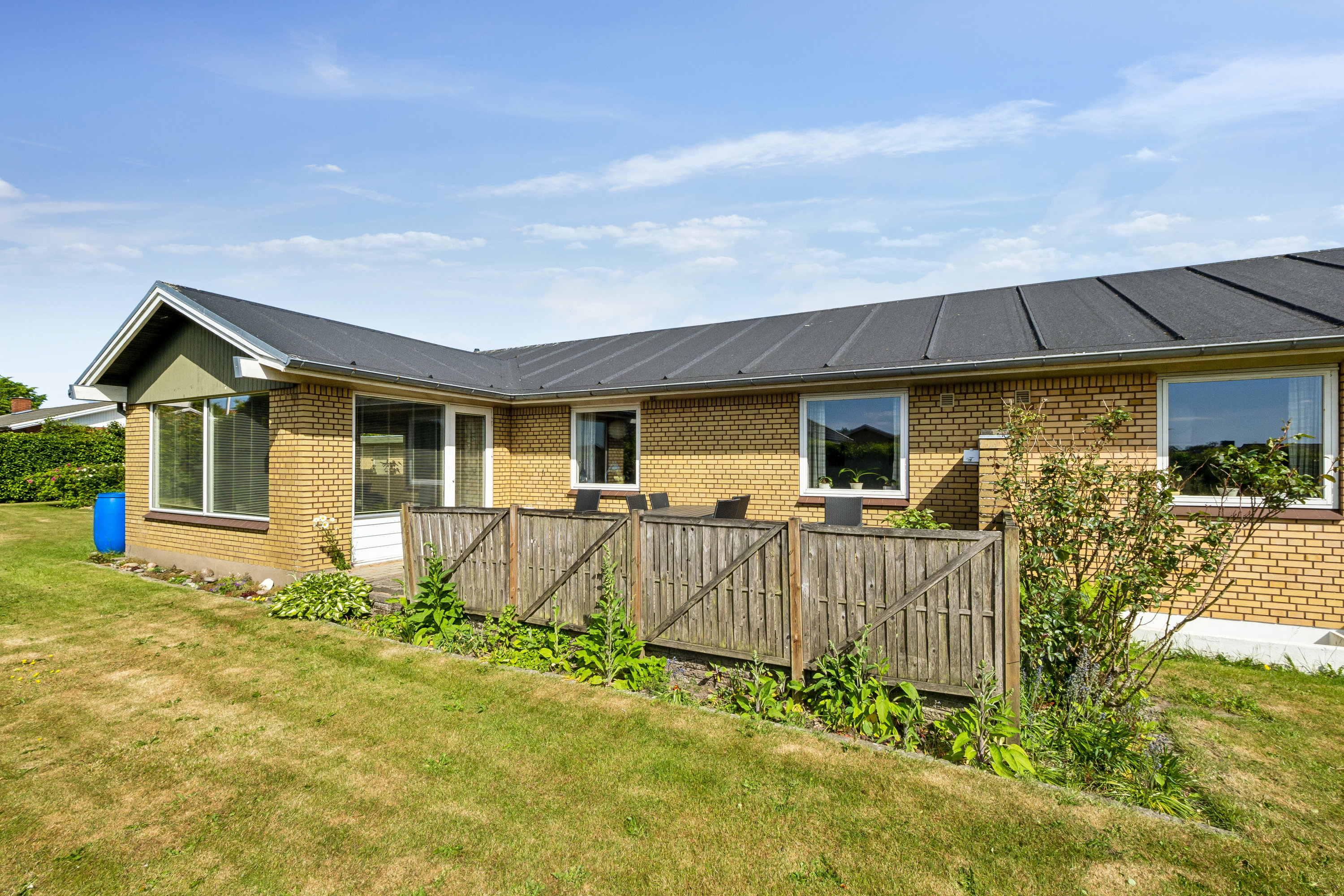 Fremhævet ejendom 1 billede i fuldskærmstilstand. Billede af Valmuevej 17, Resen, 7800 Skive