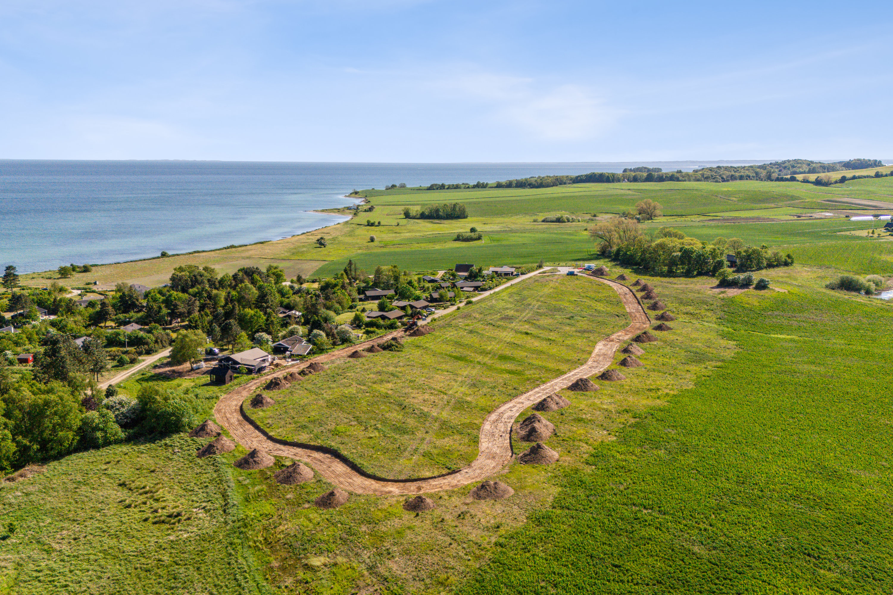 Fremhævet  billede i fuldskærmstilstand. Billede af Himmervej 1, Pcl 13., 8420 Knebel