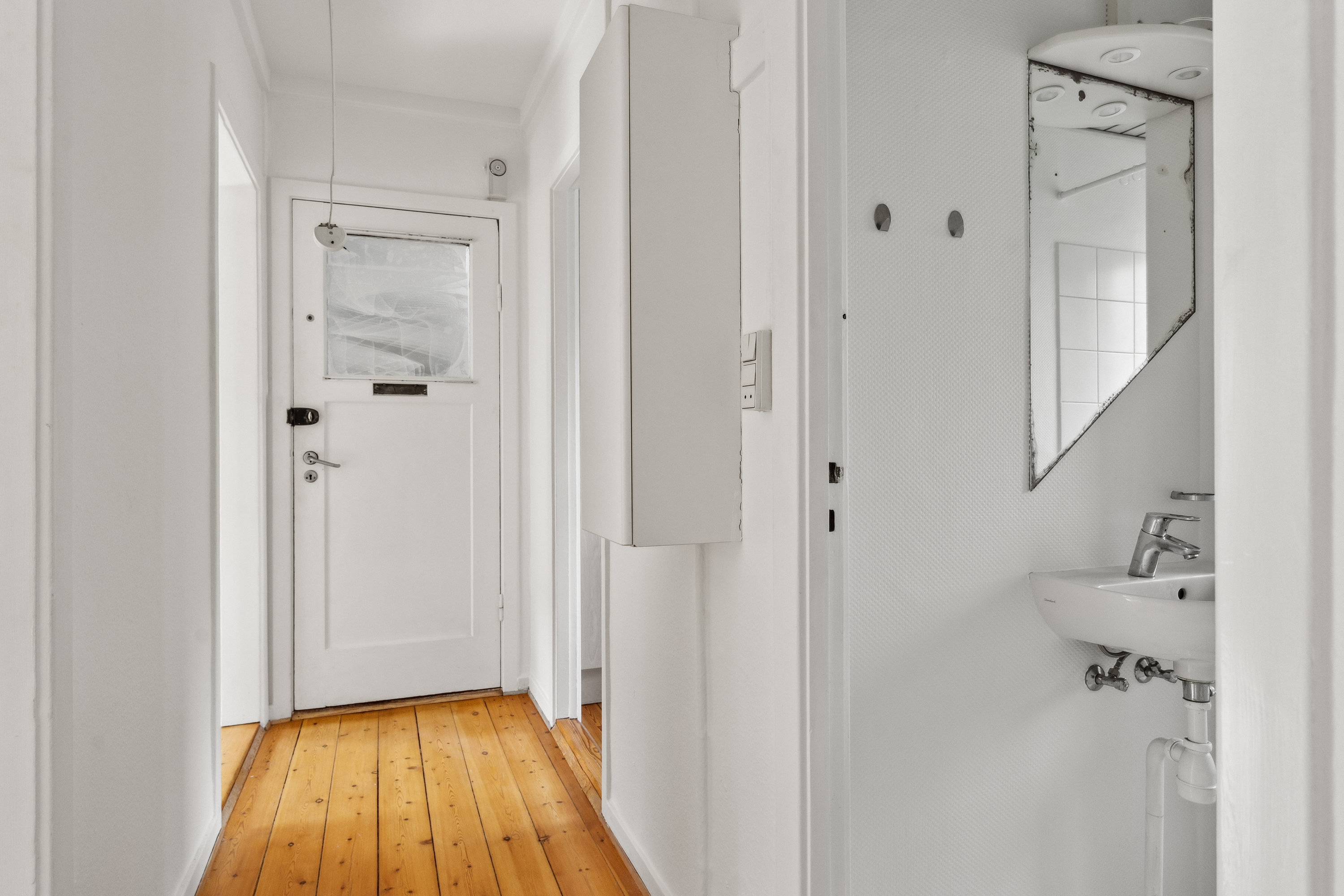 Fremhævet gang billede i fuldskærmstilstand. Billede af Gl. Lervang 17, st.. tv., 8930 Randers NØ