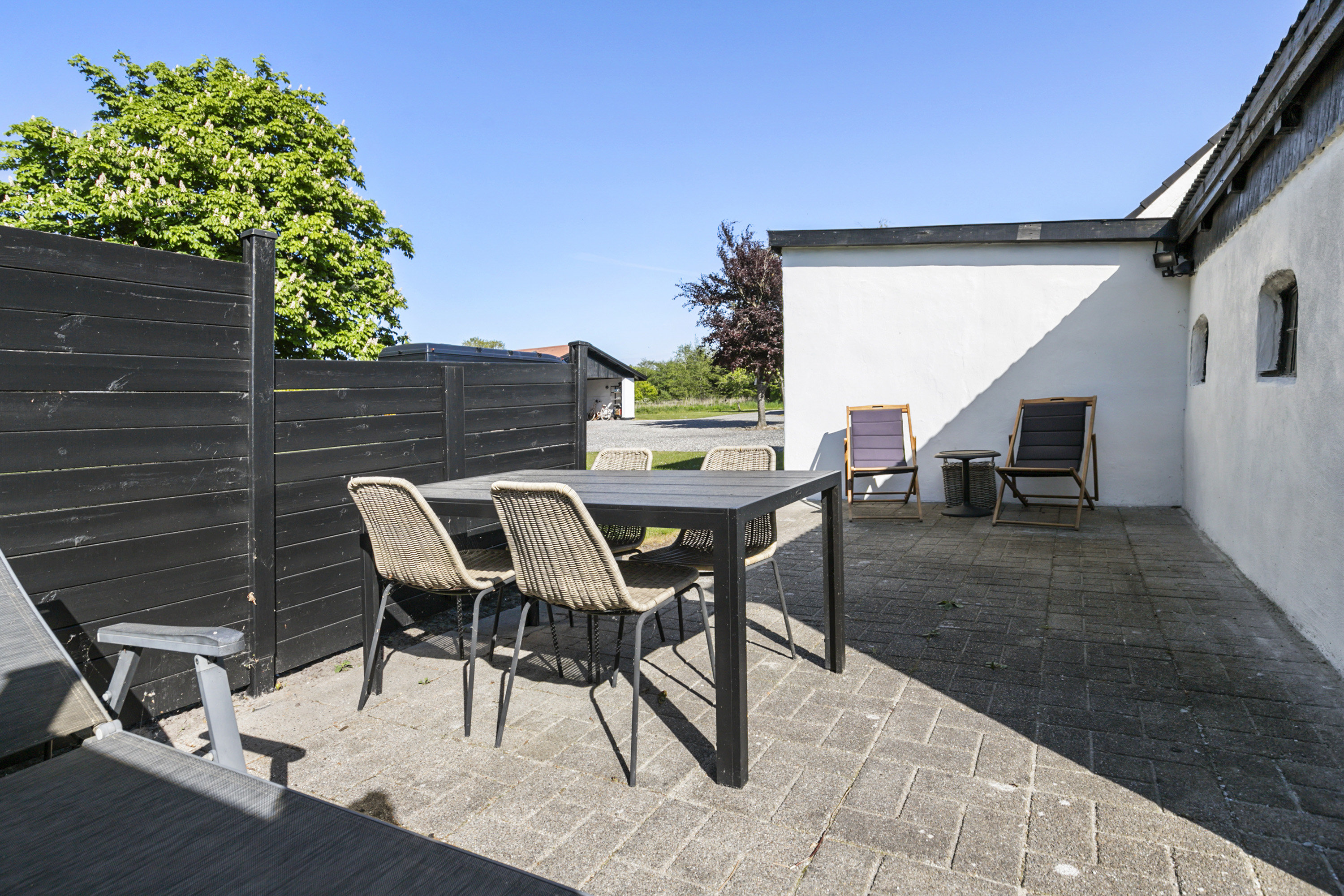 Fremhævet terrasse billede i fuldskærmstilstand. Billede af Smedievejen 5, 9800 Hjørring