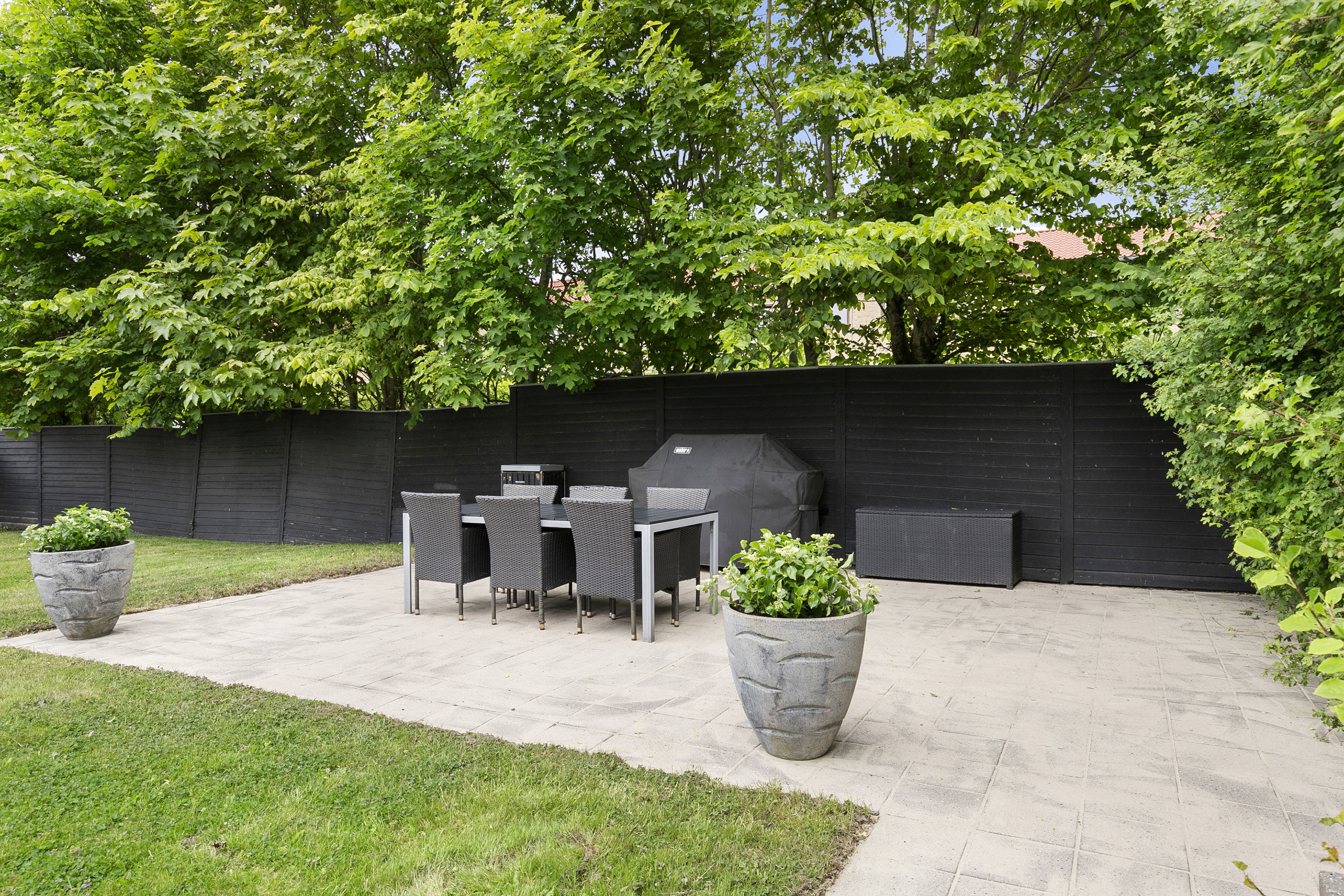 Fremhævet terrasse billede i fuldskærmstilstand. Billede af Kløvermarksvej 11, 9800 Hjørring