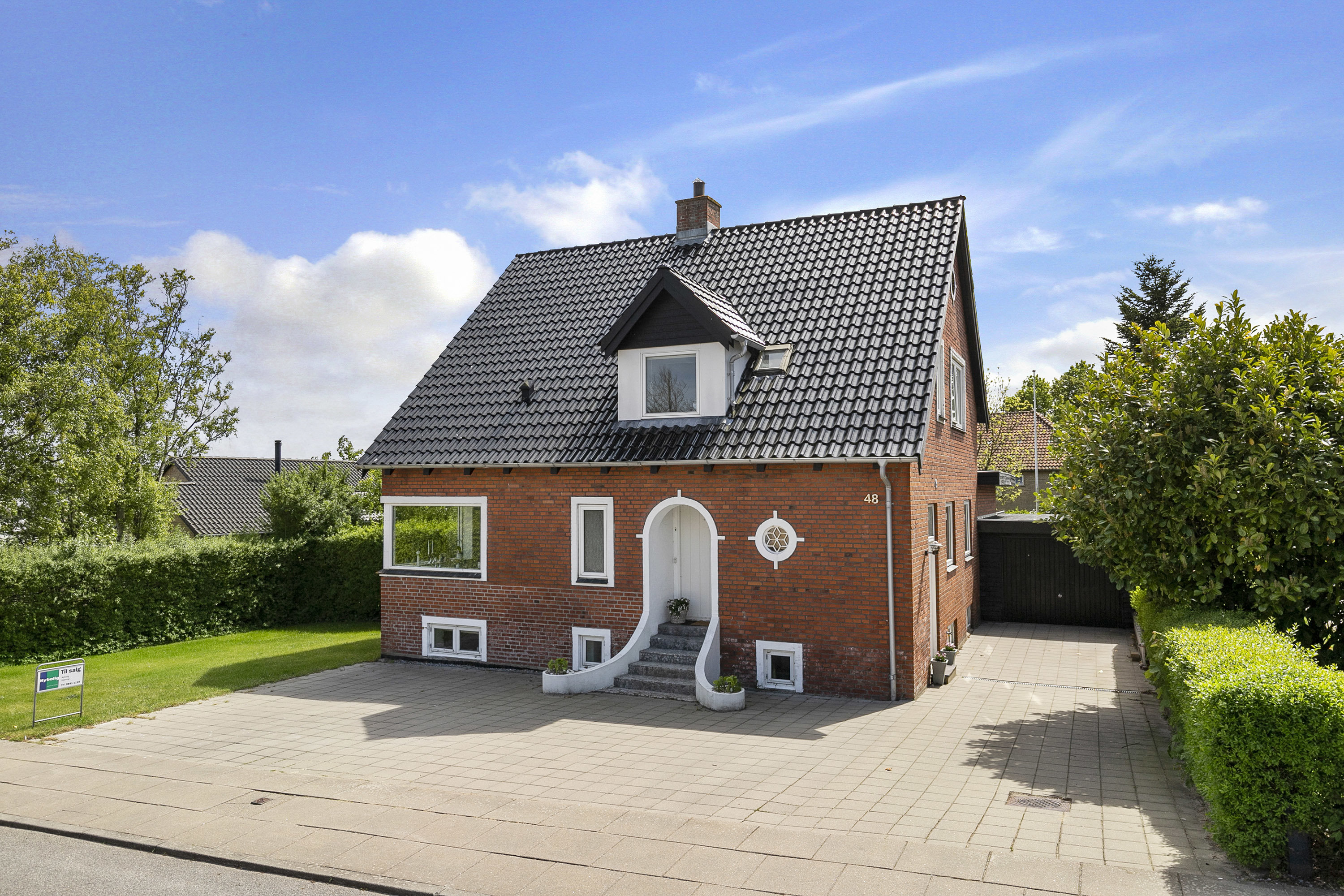 Fremhævet facade billede i fuldskærmstilstand. Billede af Møllevej 48, 9800 Hjørring