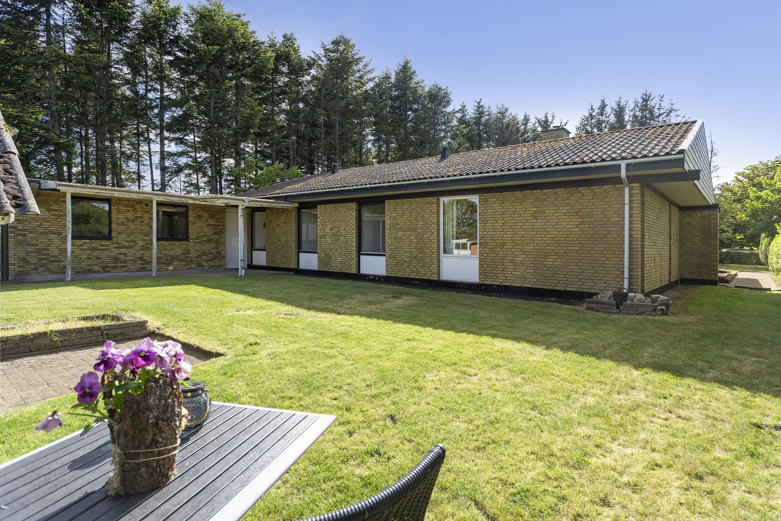 Fremhævet have billede i fuldskærmstilstand. Billede af Møllevej 13, Lyngså, 9300 Sæby