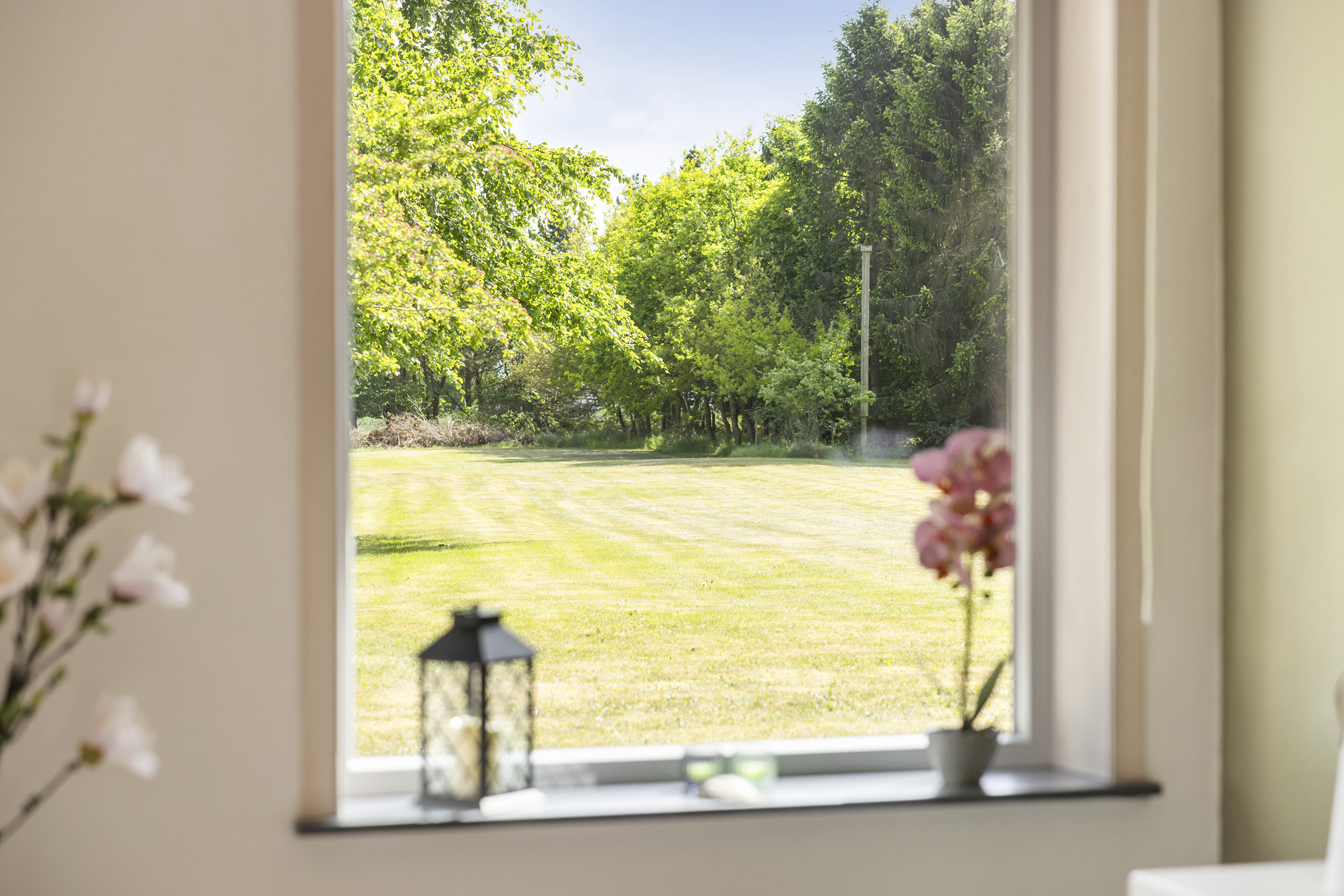 Fremhævet udsigt billede i fuldskærmstilstand. Billede af Engvej 8, Lyngså, 9300 Sæby