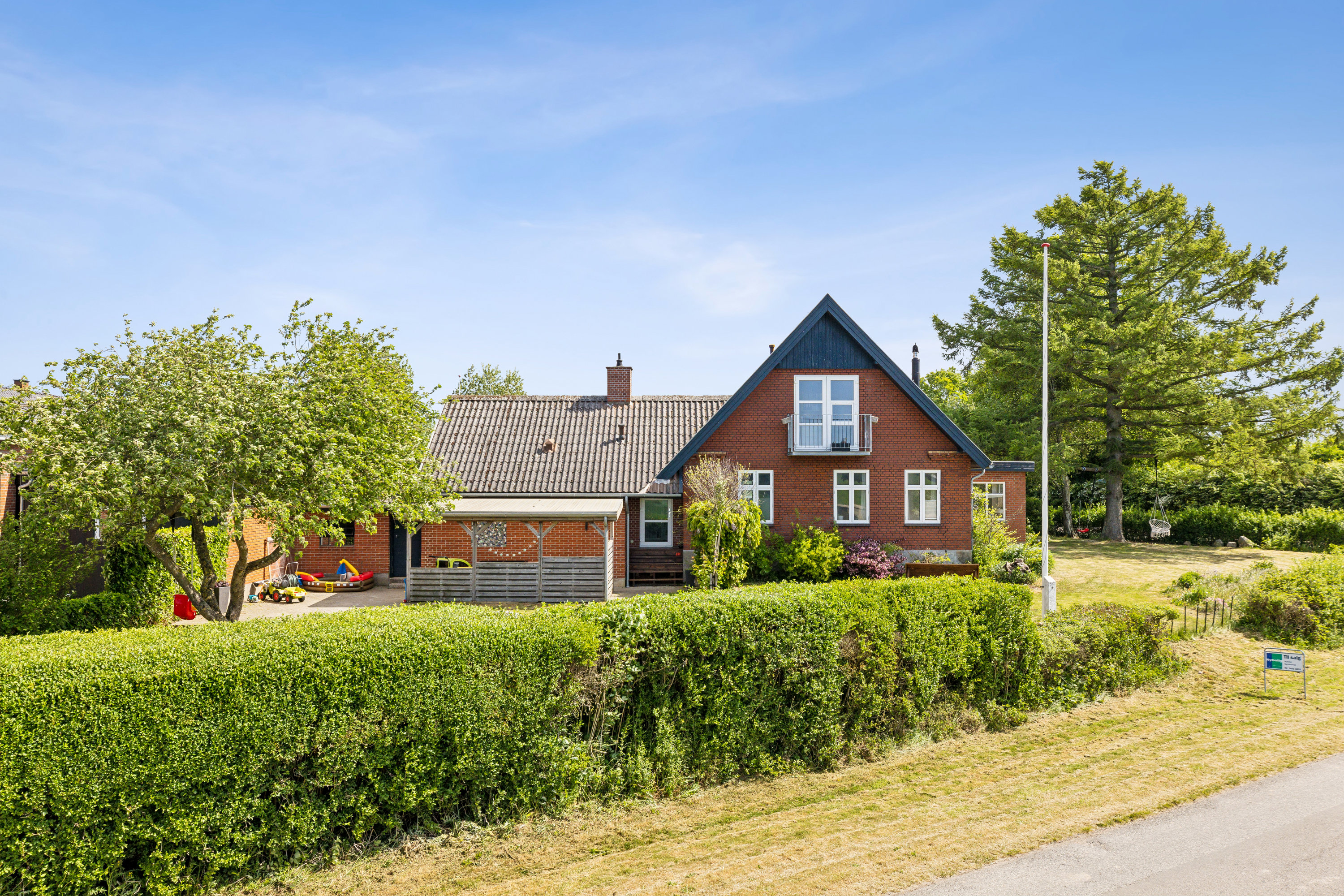 Miniaturebillede 1: ejendom 1. Billede af Lykkevej 40, Hundslev, 6440 Augustenborg