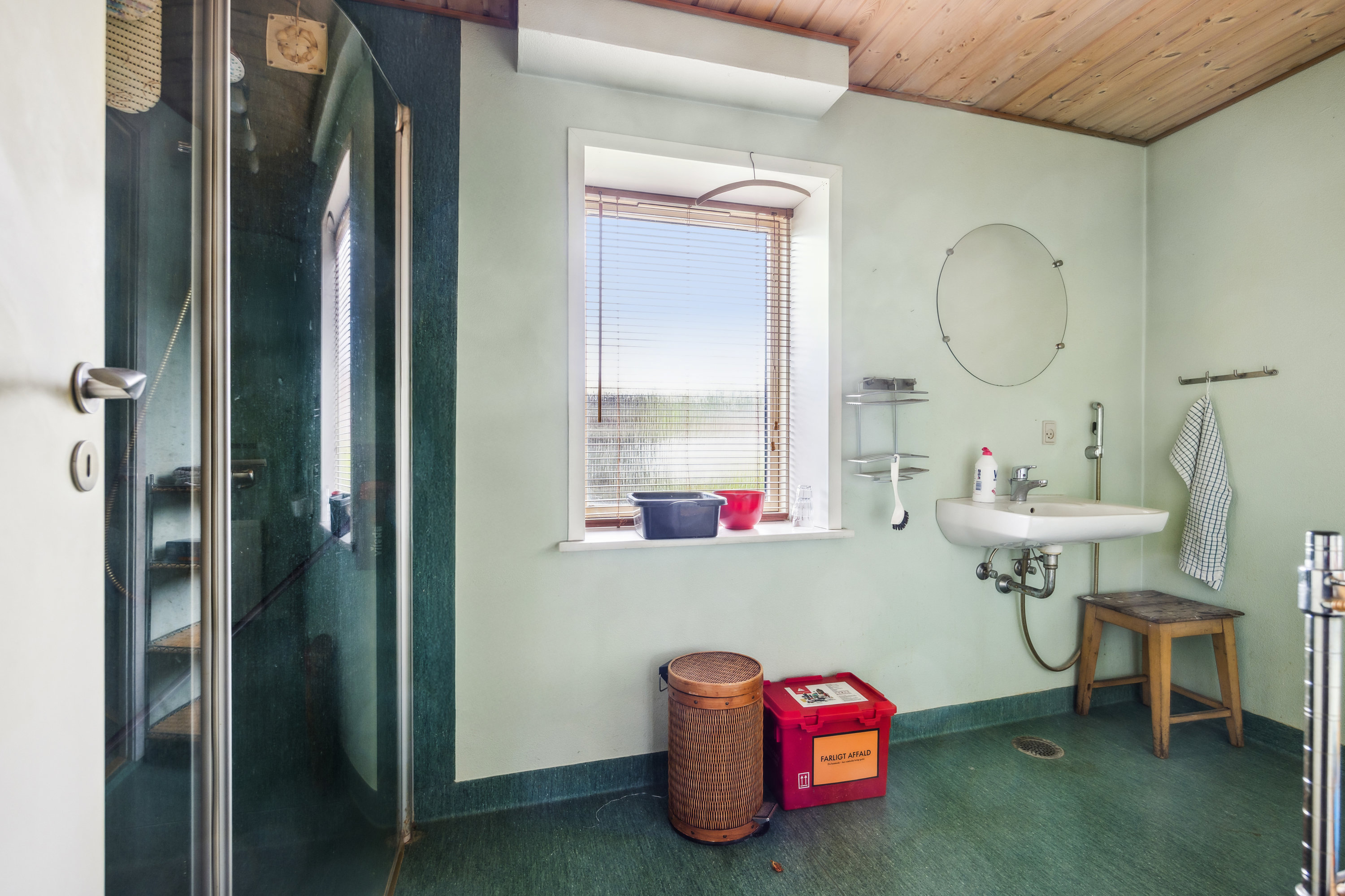 Fremhævet badeværelse billede i fuldskærmstilstand. Billede af Viborgvej 3, Klejtrup, 9500 Hobro