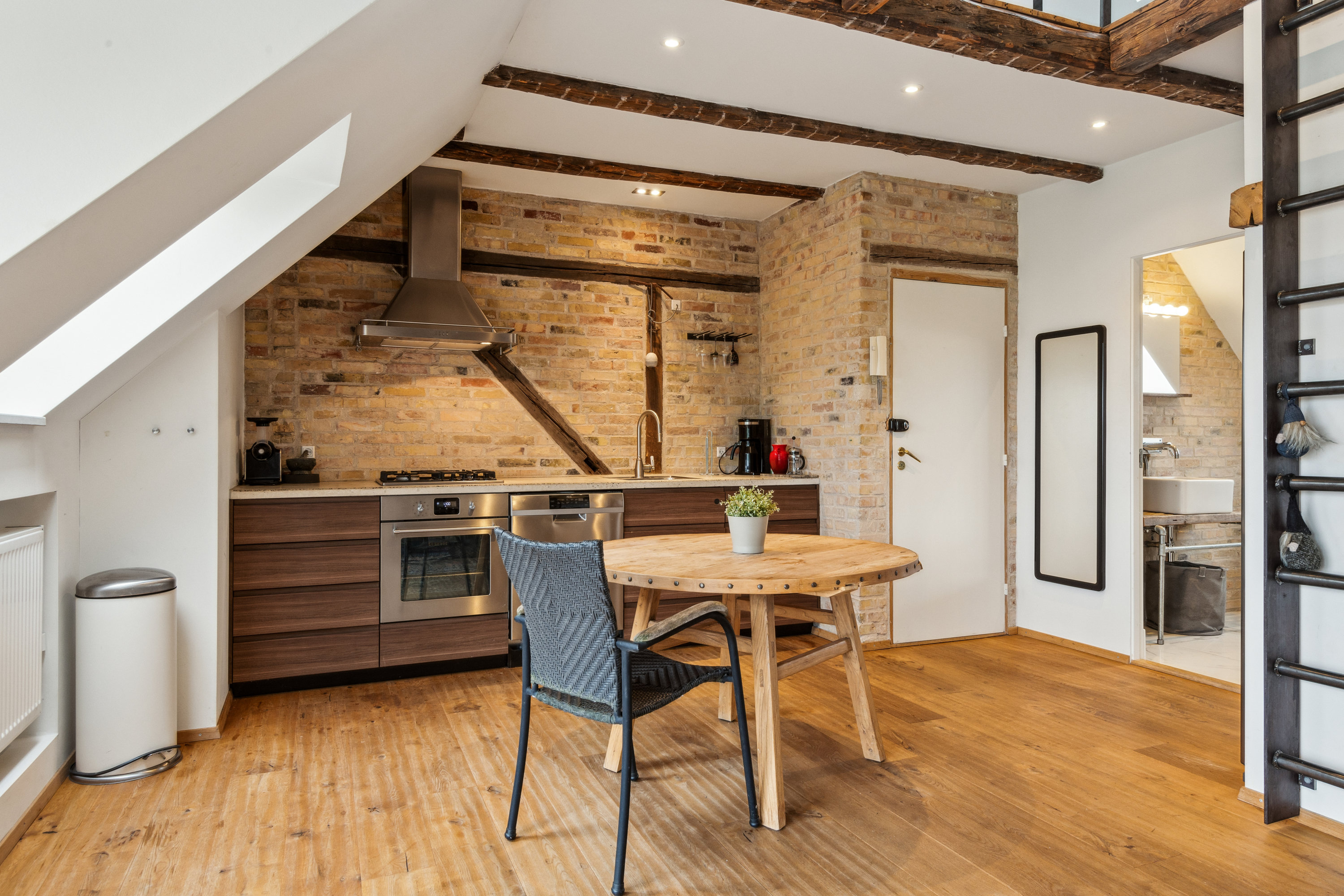 Miniaturebillede 2: køkken. Billede af Vesterbro 22, 4., 9000 Aalborg