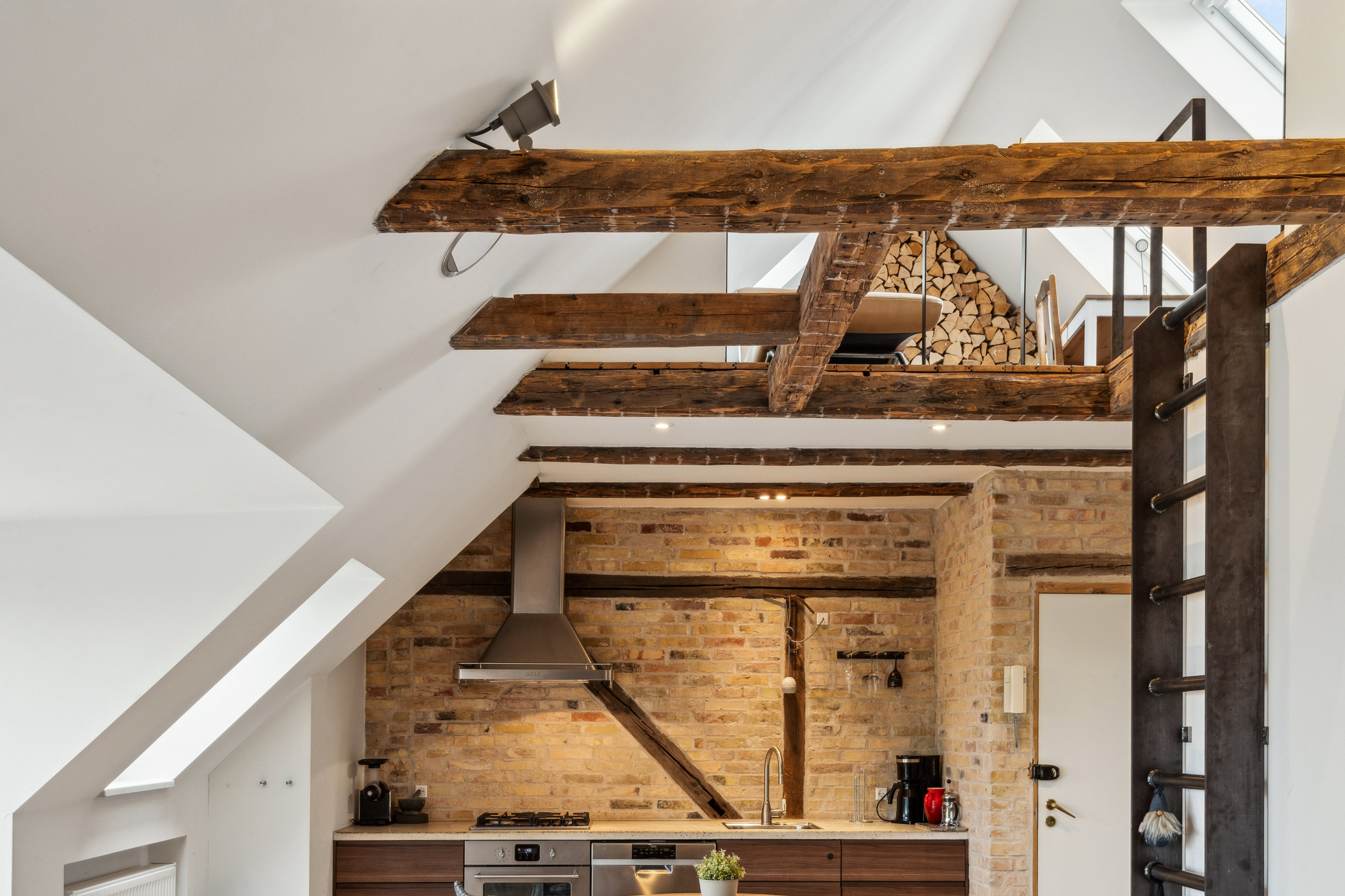 Miniaturebillede 1: udsigt. Billede af Vesterbro 22, 4., 9000 Aalborg