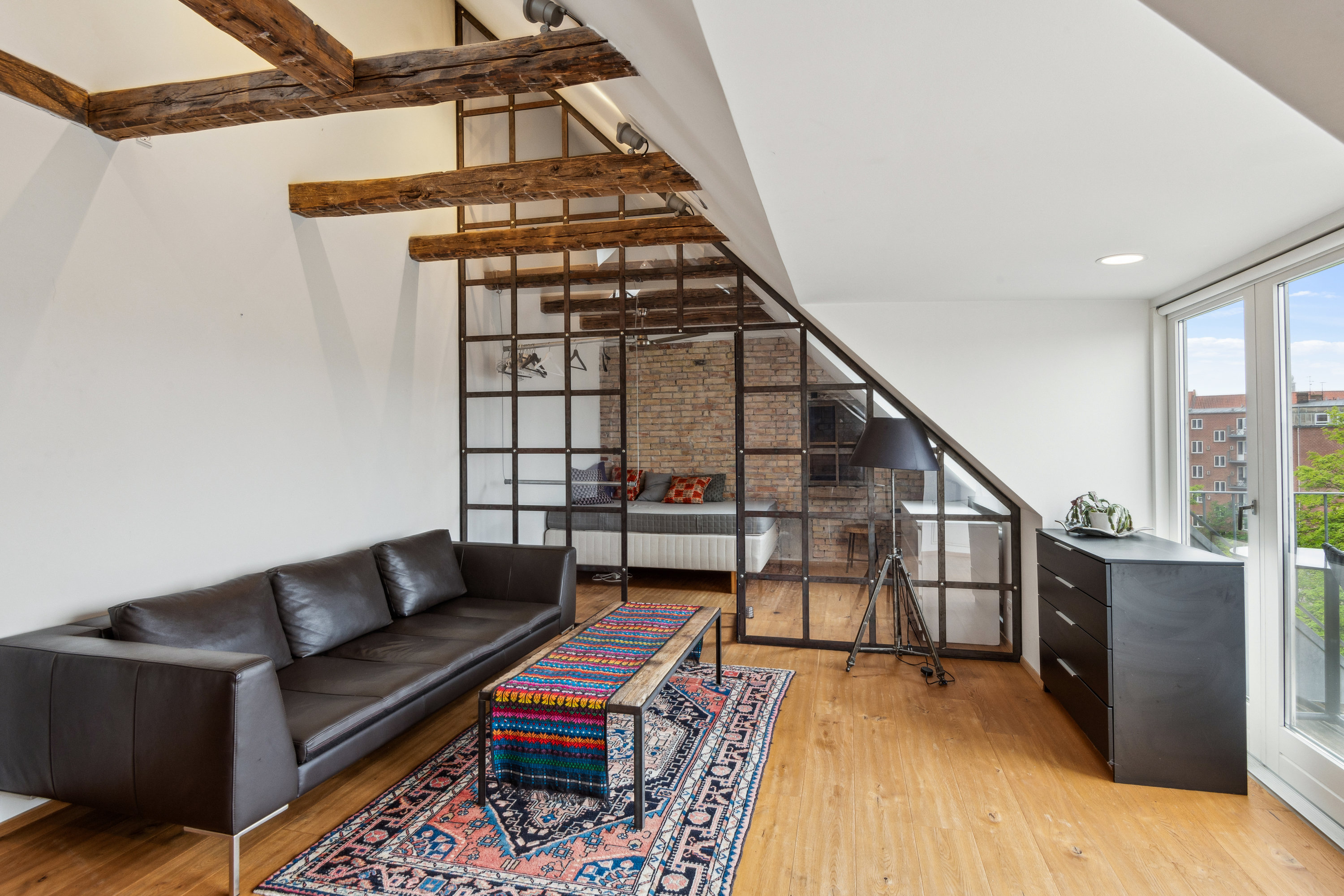 Fremhævet stue billede i fuldskærmstilstand. Billede af Vesterbro 22, 4., 9000 Aalborg