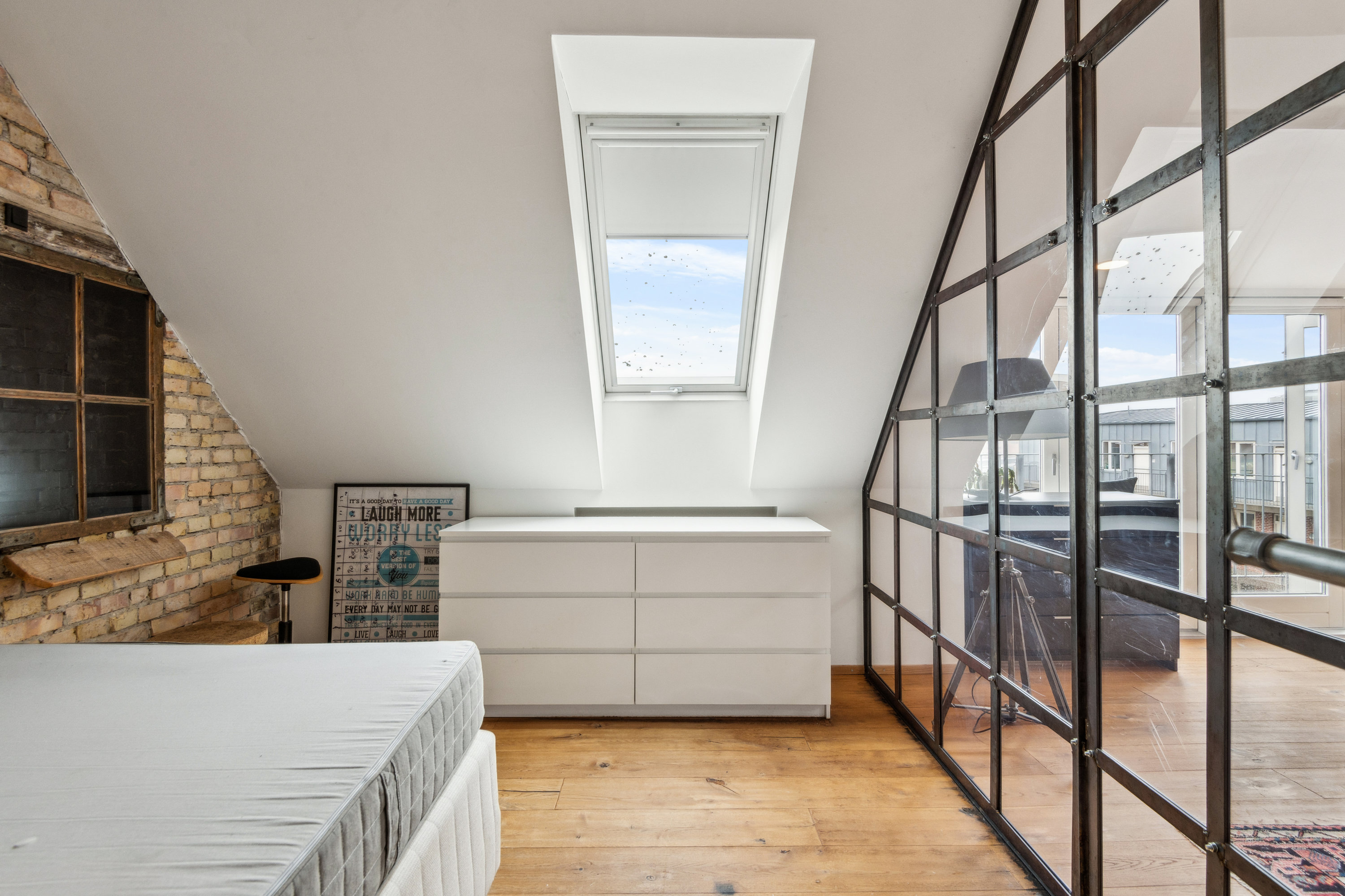 Fremhævet værelse billede i fuldskærmstilstand. Billede af Vesterbro 22, 4., 9000 Aalborg