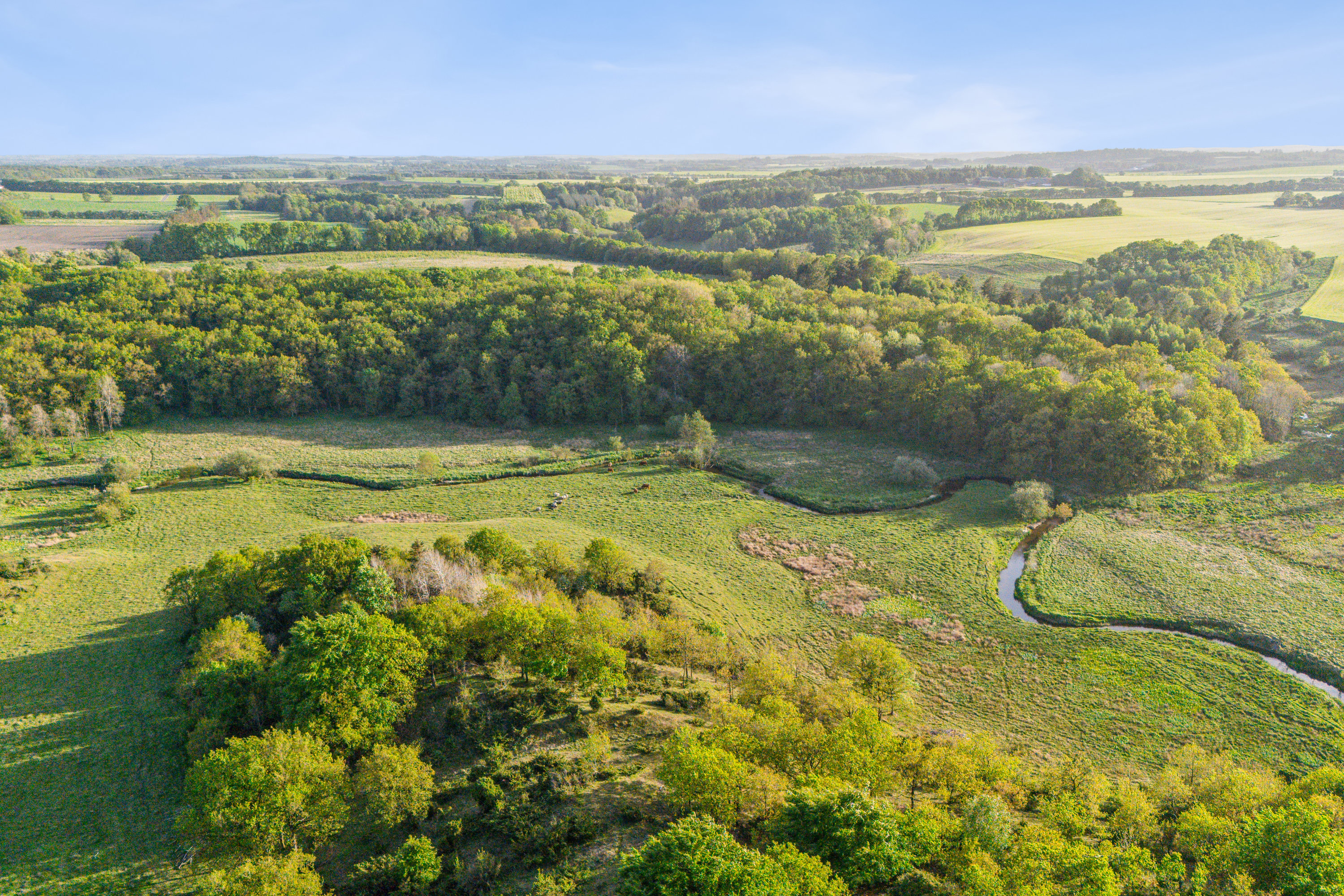 Fremhævet luftfoto billede i fuldskærmstilstand. Billede af Torndalsvej 13, Åstrup, 9240 Nibe