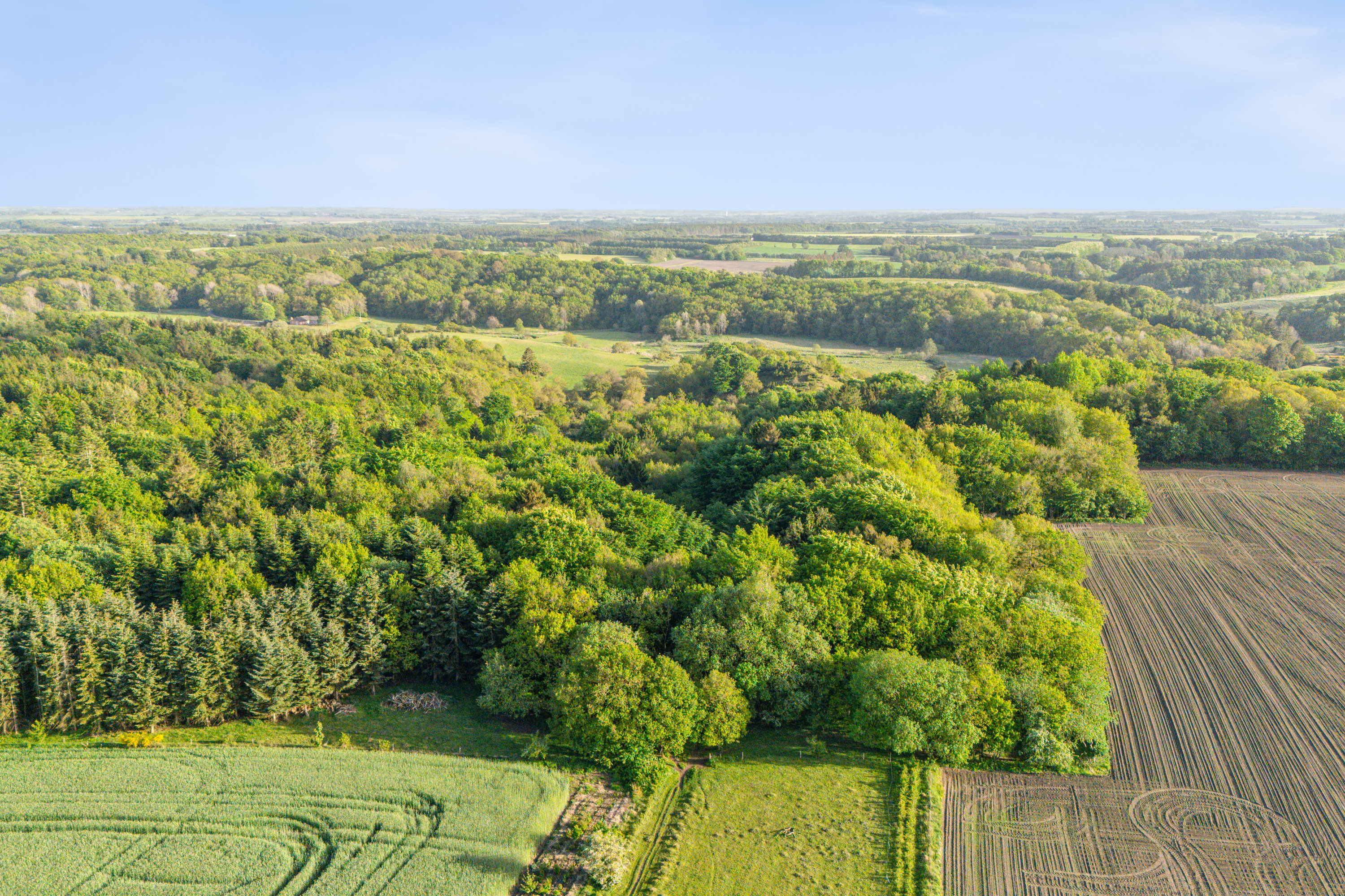Fremhævet luftfoto billede i fuldskærmstilstand. Billede af Torndalsvej 13, Åstrup, 9240 Nibe