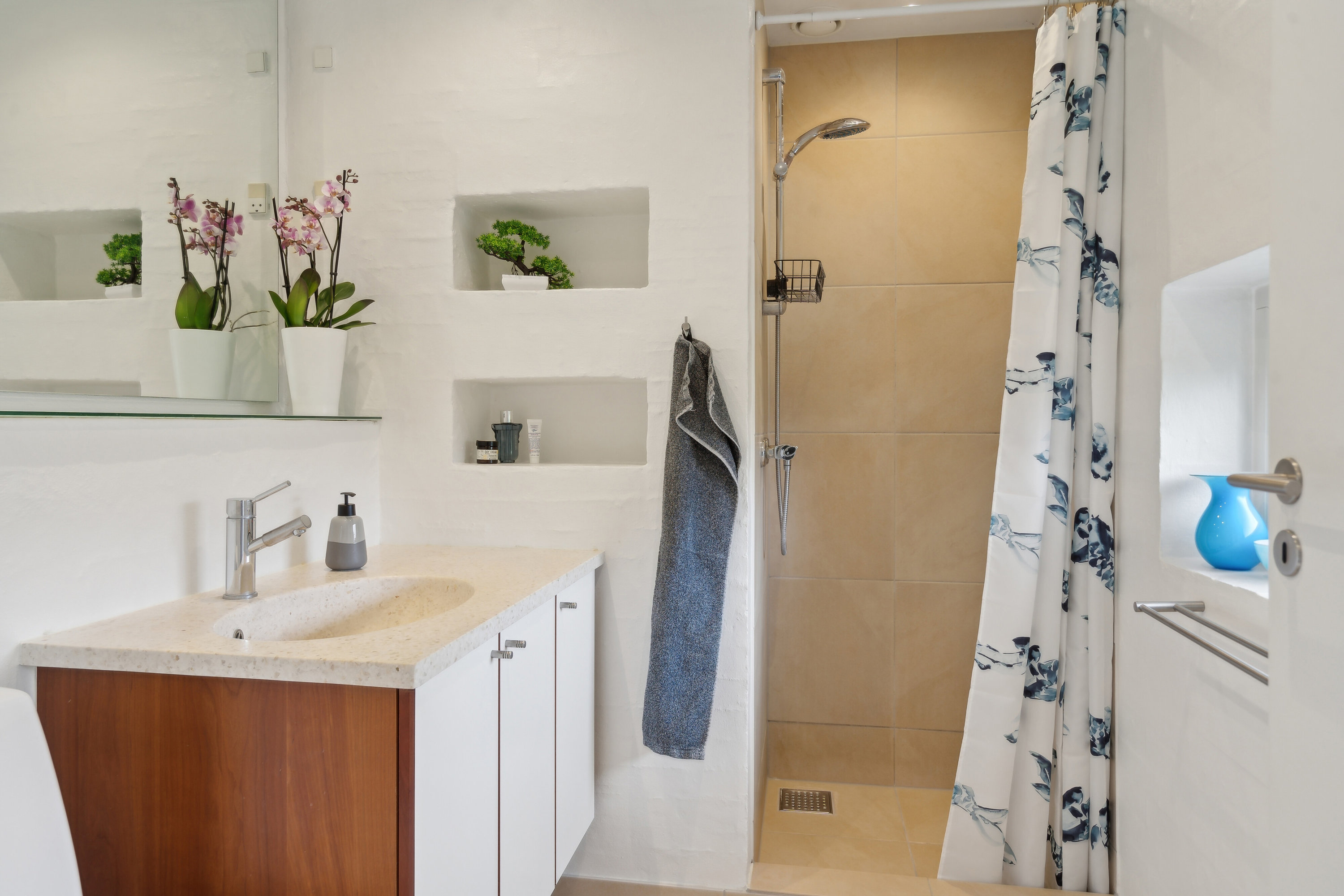 Fremhævet badeværelse billede i fuldskærmstilstand. Billede af Væbnerhatten 114, Tornbjerg, 5220 Odense SØ