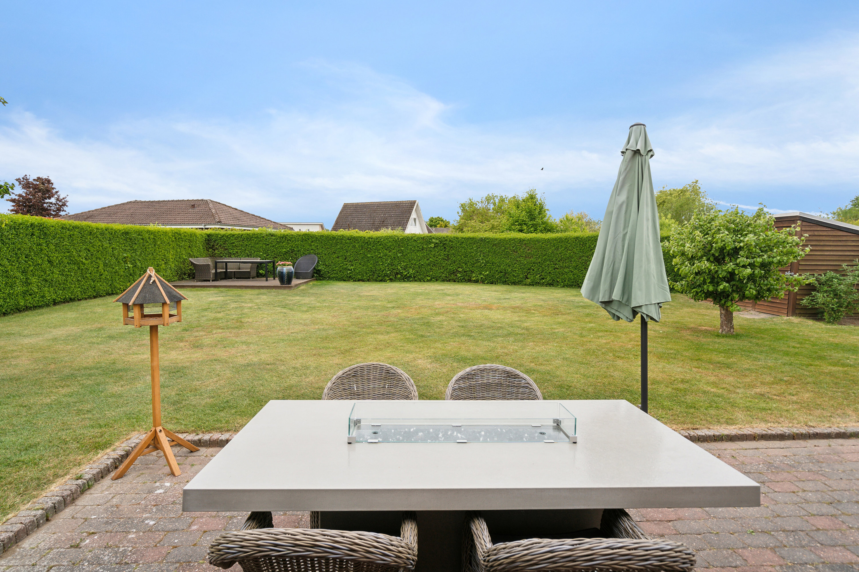 Fremhævet set fra haven billede i fuldskærmstilstand. Billede af Væbnerhatten 114, Tornbjerg, 5220 Odense SØ