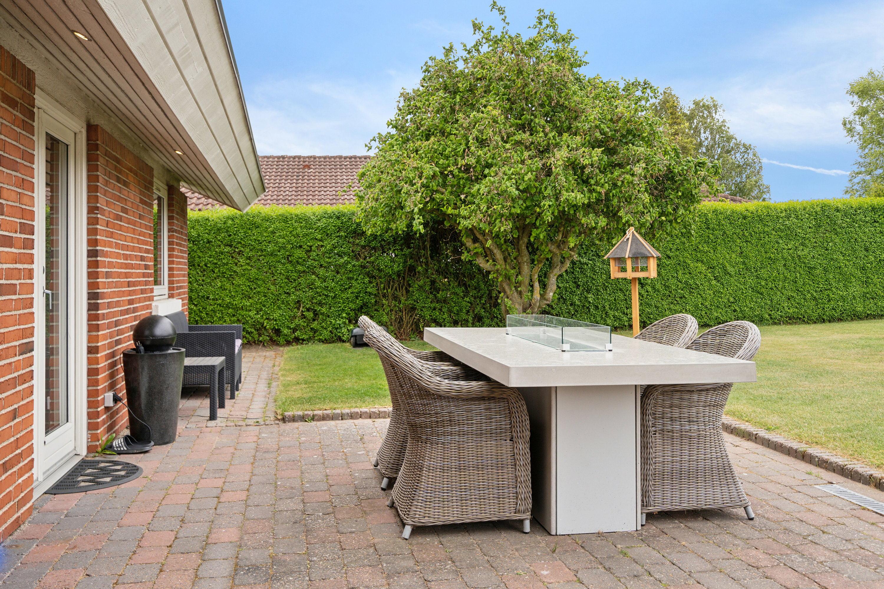 Fremhævet terrasse billede i fuldskærmstilstand. Billede af Væbnerhatten 114, Tornbjerg, 5220 Odense SØ