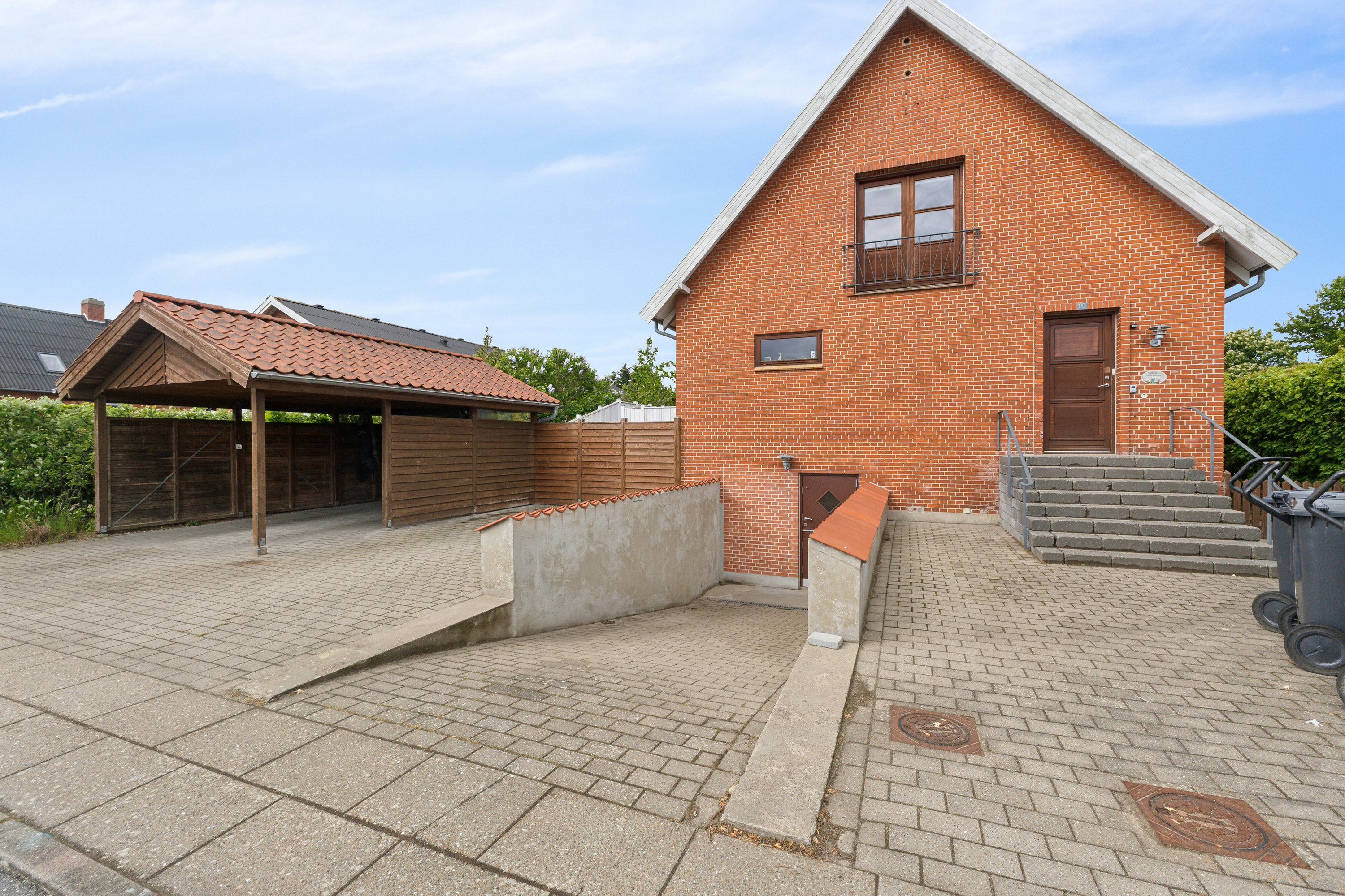 Fremhævet set fra vejen billede i fuldskærmstilstand. Billede af Fynsgade 19, 9870 Sindal