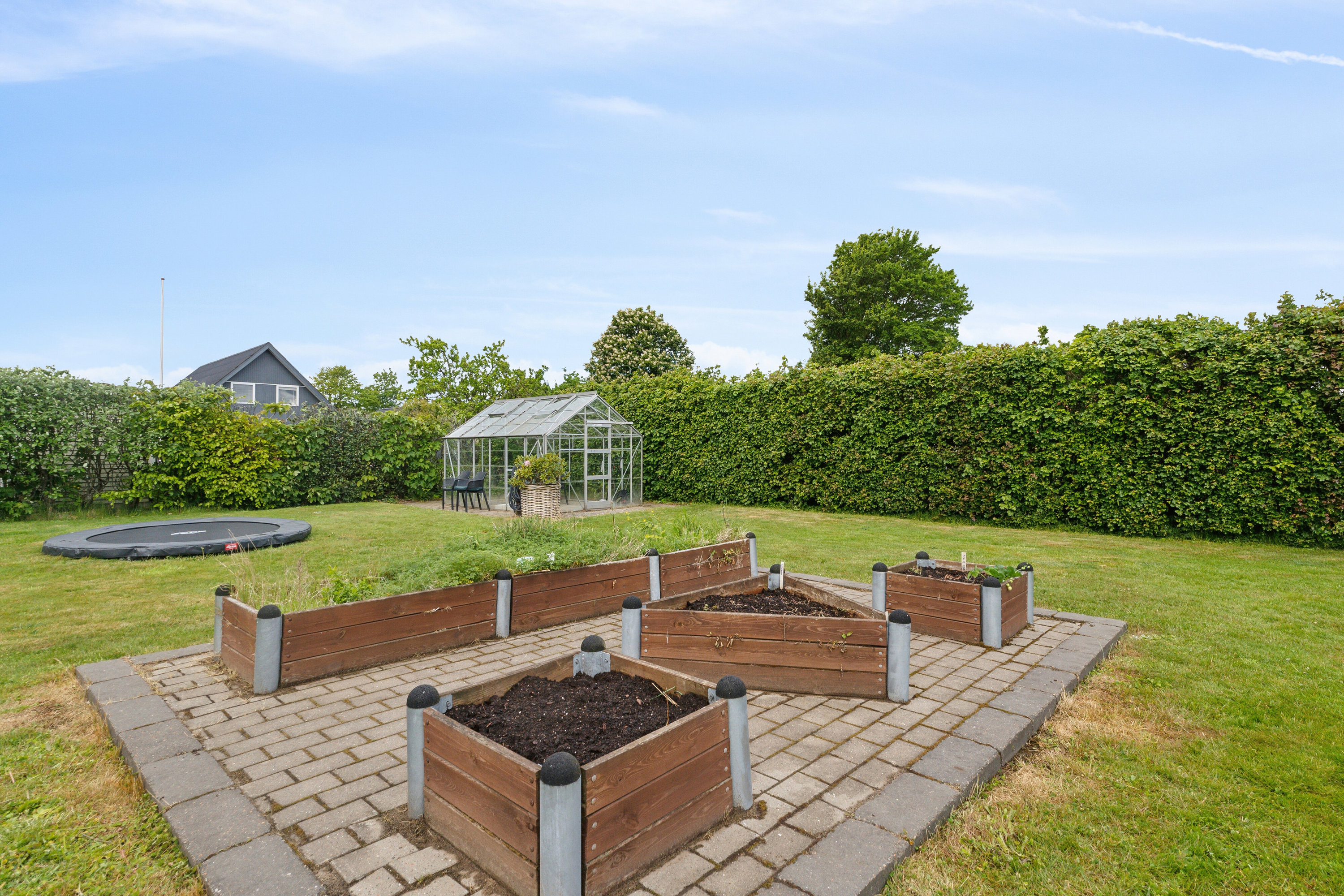 Fremhævet have billede i fuldskærmstilstand. Billede af Fynsgade 19, 9870 Sindal