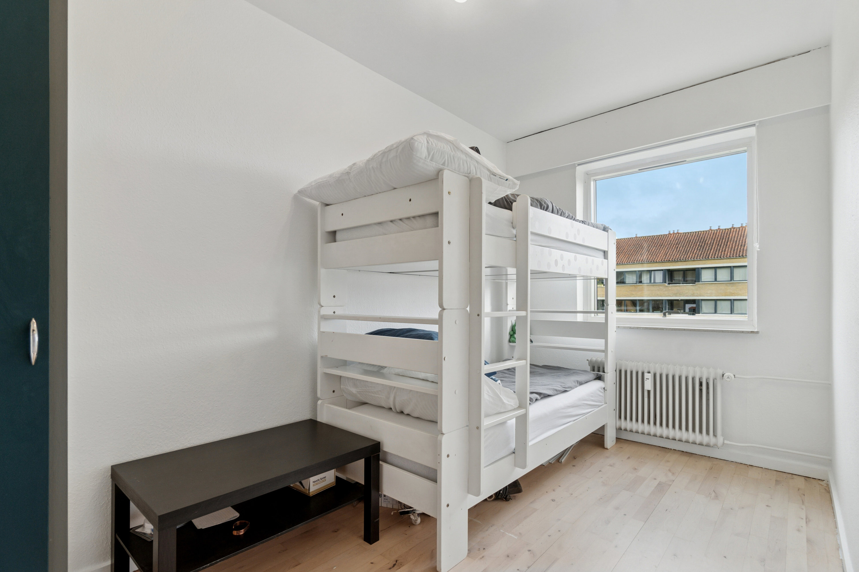 Fremhævet værelse billede i fuldskærmstilstand. Billede af Rundhøj Allé 95, st.. tv., 8270 Højbjerg