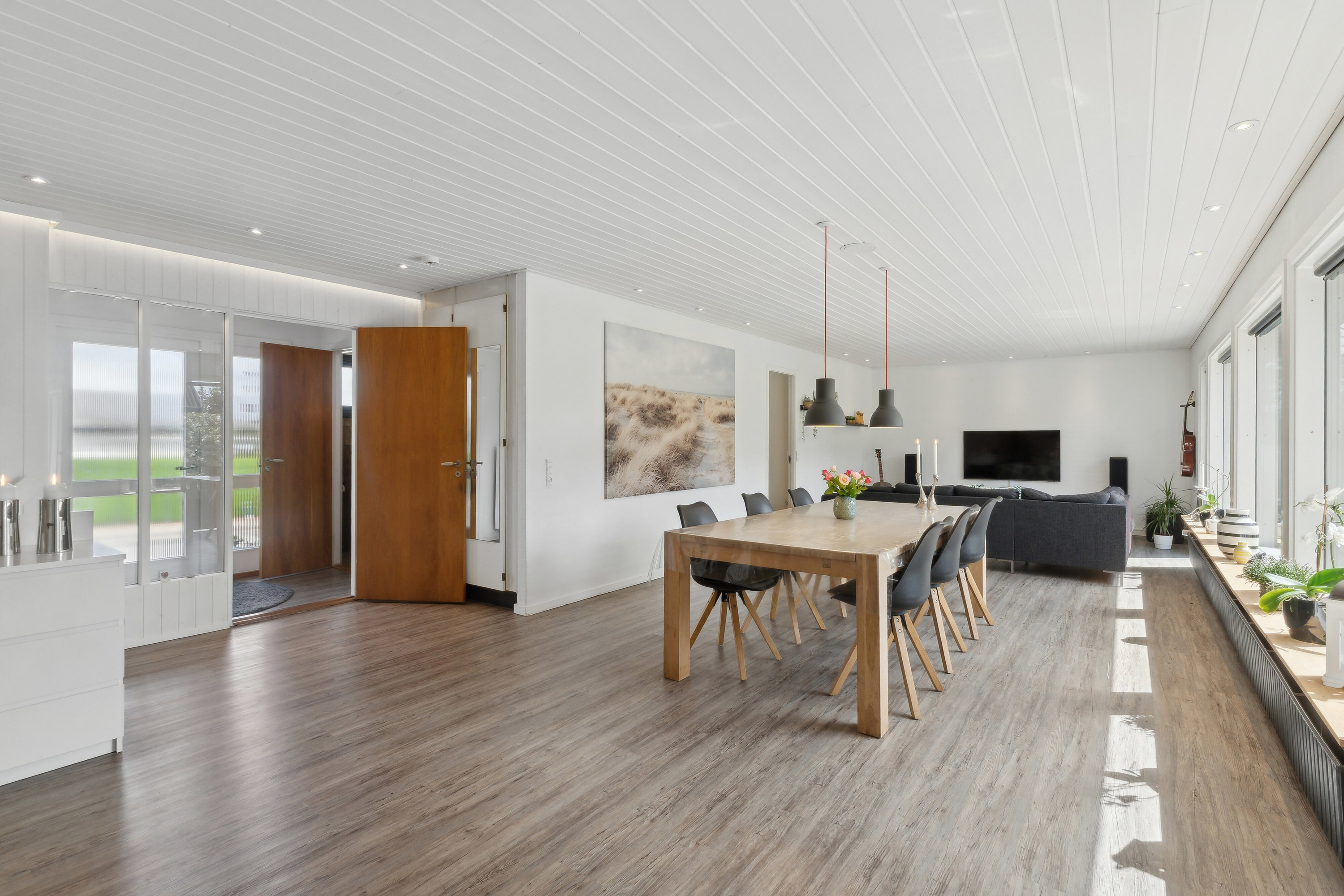 Fremhævet spisestue billede i fuldskærmstilstand. Billede af Frejasvej 9, 9870 Sindal