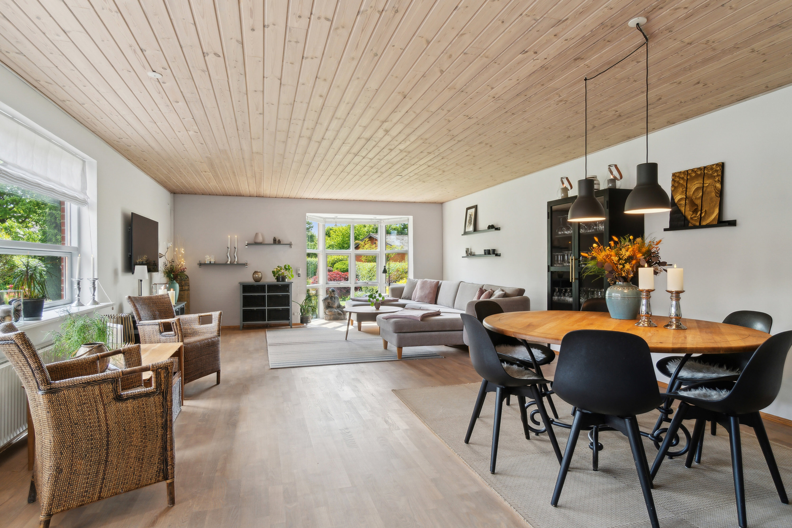 Fremhævet spisestue billede i fuldskærmstilstand. Billede af Bøge Alle 7, 7430 Ikast