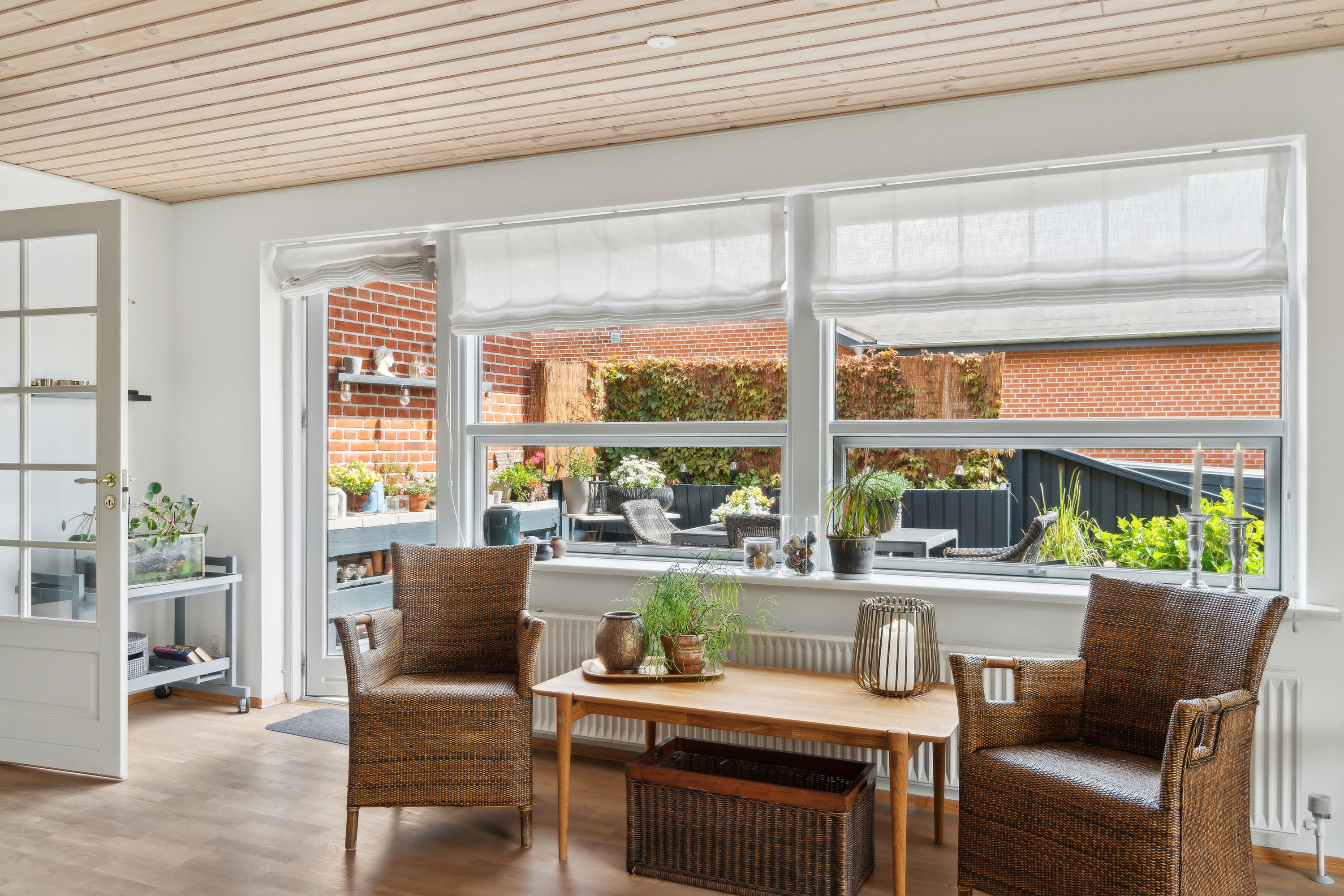 Fremhævet stue billede i fuldskærmstilstand. Billede af Bøge Alle 7, 7430 Ikast