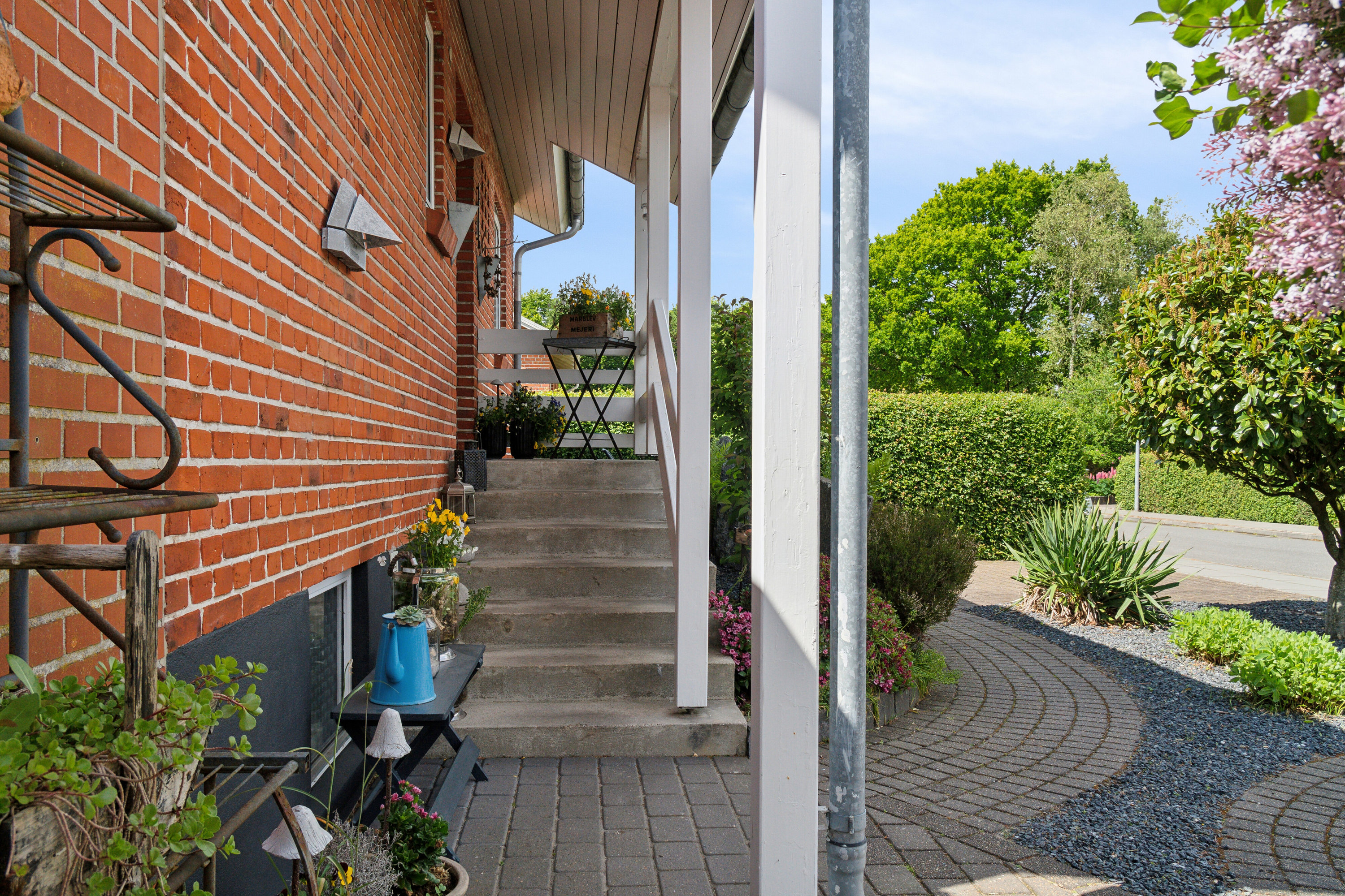 Fremhævet udendørs billede i fuldskærmstilstand. Billede af Bøge Alle 7, 7430 Ikast