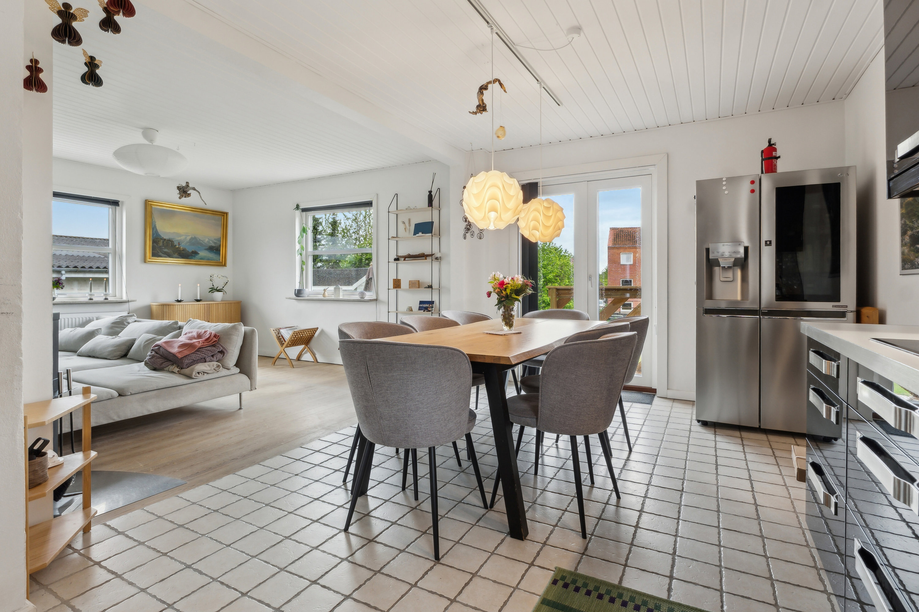 Fremhævet spisestue billede i fuldskærmstilstand. Billede af Mølmarksvej 178, 5700 Svendborg