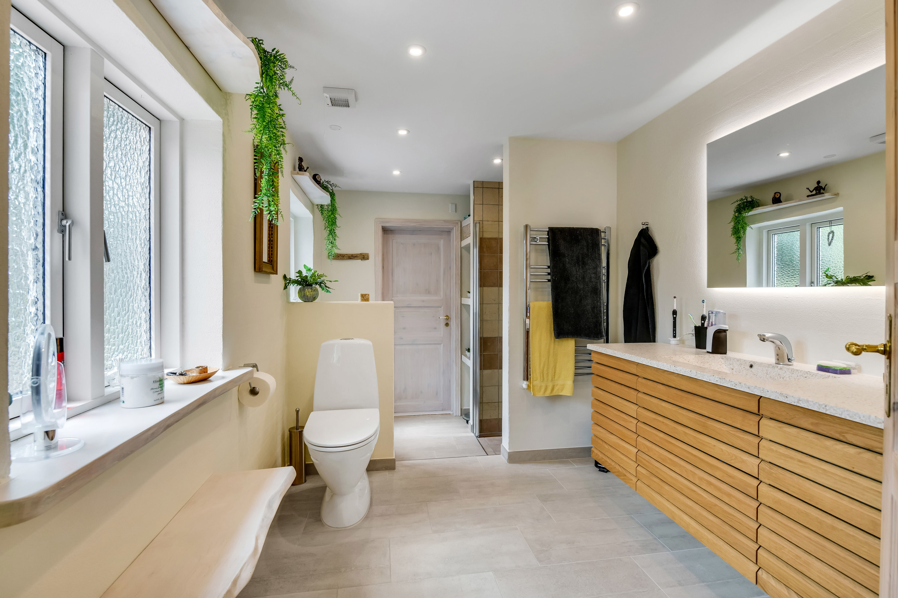 Fremhævet badeværelse billede i fuldskærmstilstand. Billede af Teglgaardsvej 8, 7200 Grindsted