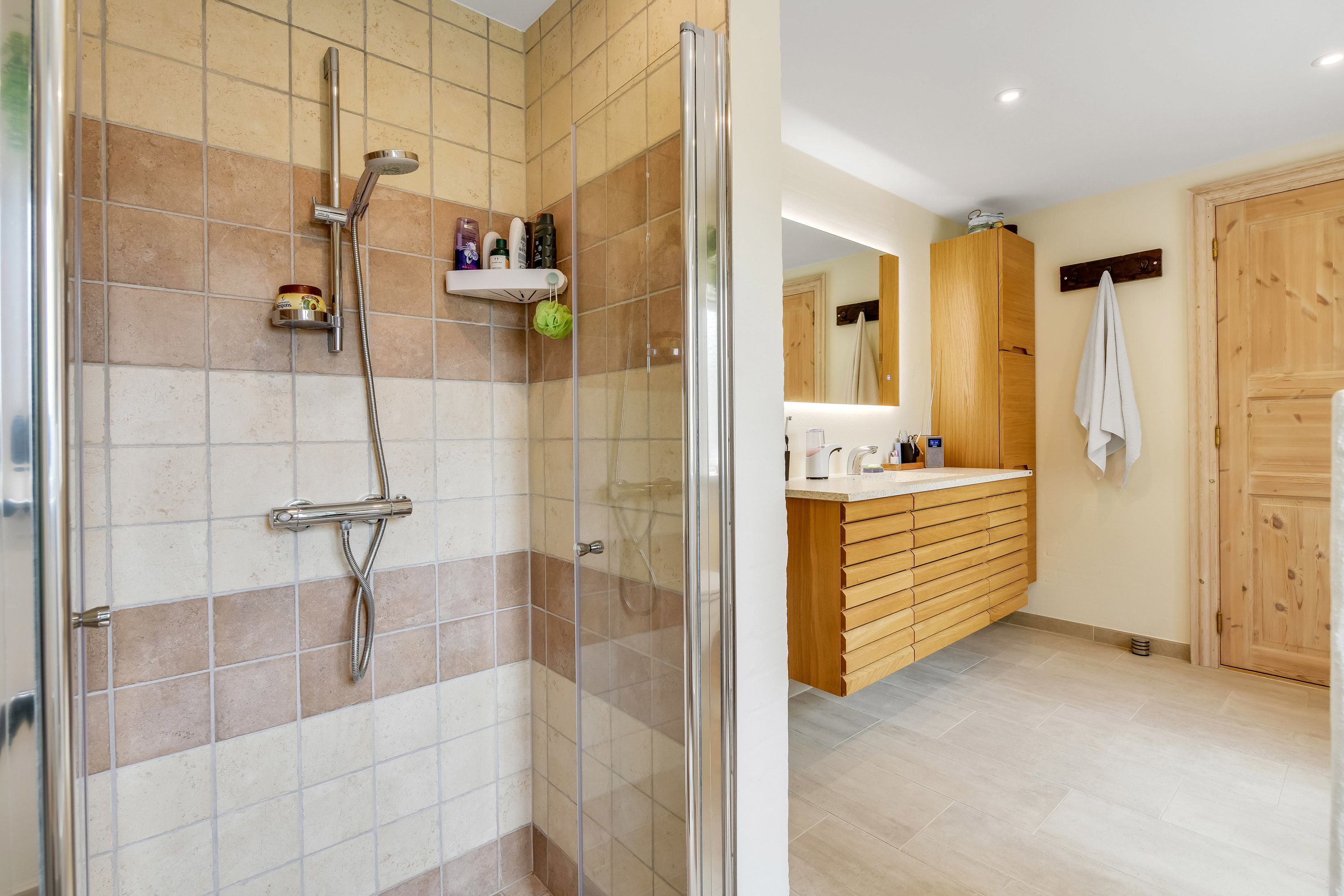 Fremhævet badeværelse billede i fuldskærmstilstand. Billede af Teglgaardsvej 8, 7200 Grindsted