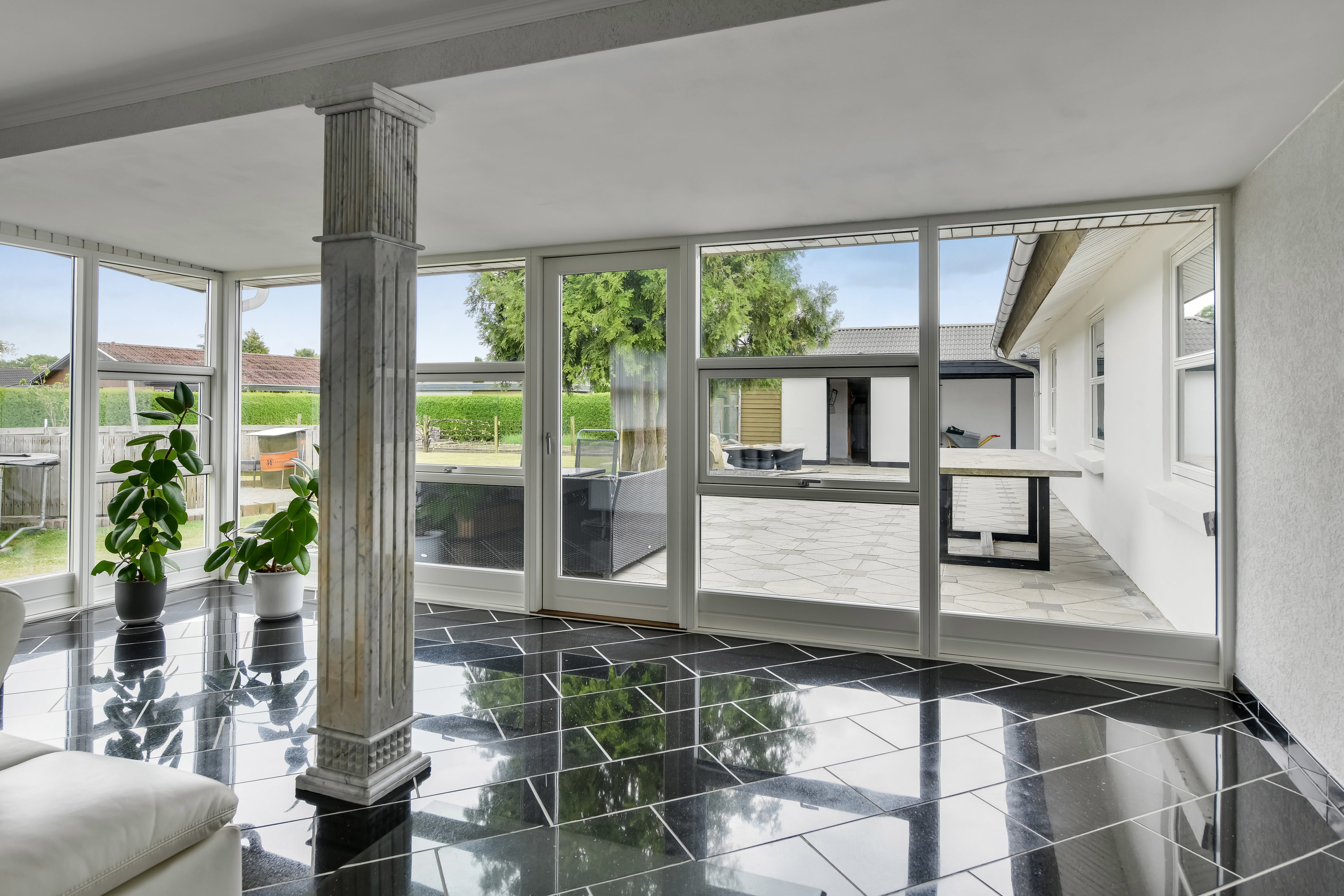 Fremhævet stue billede i fuldskærmstilstand. Billede af Grønlandsvej 8, 7200 Grindsted