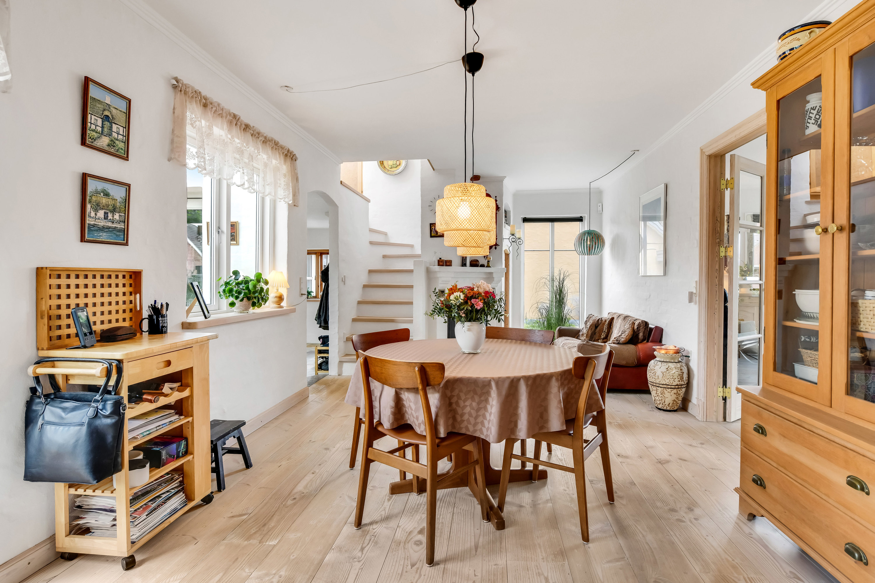 Fremhævet stue billede i fuldskærmstilstand. Billede af Teglgaardsvej 8, 7200 Grindsted