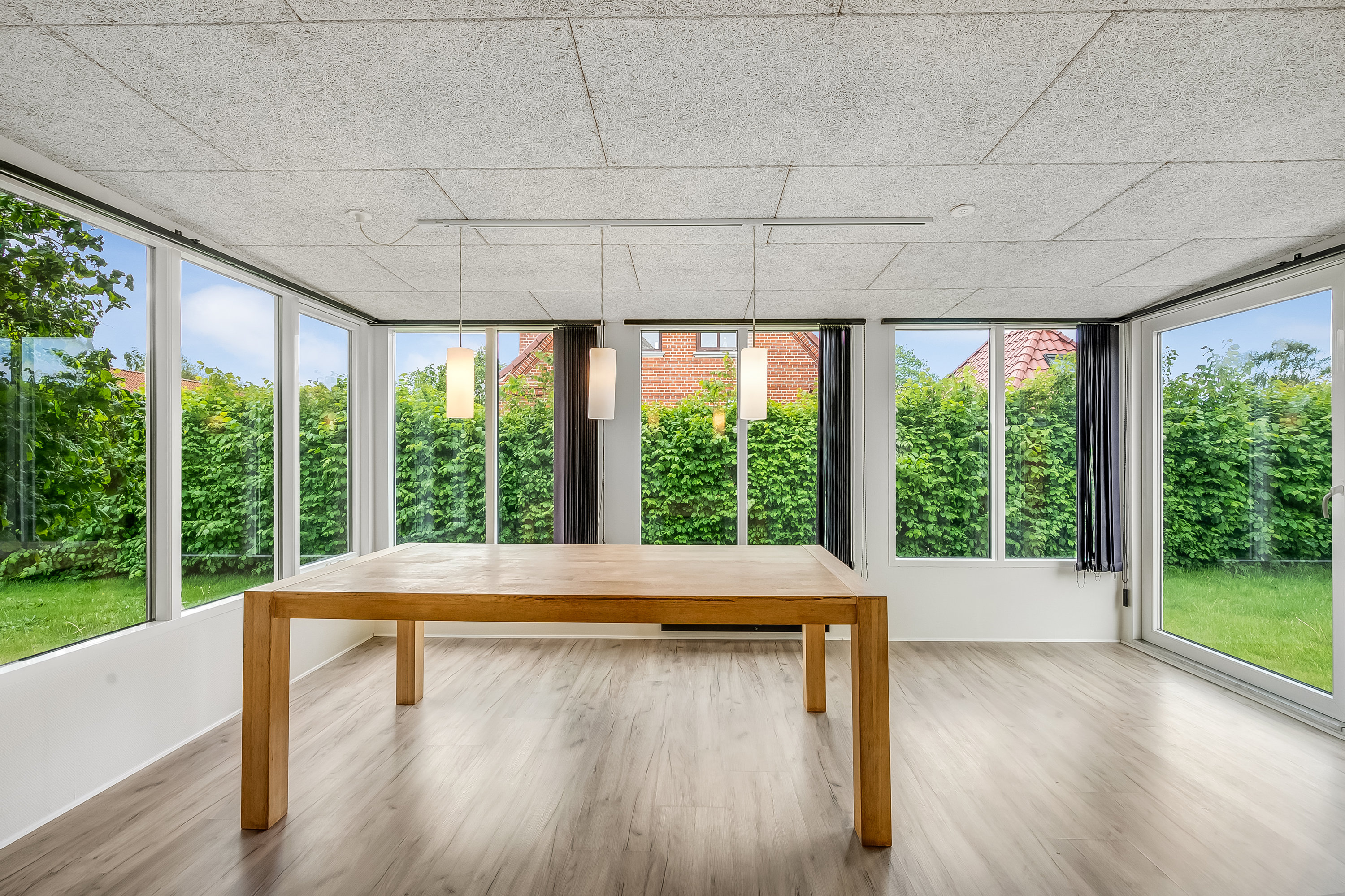 Fremhævet stue billede i fuldskærmstilstand. Billede af Hovedgaden 27, 6971 Spjald