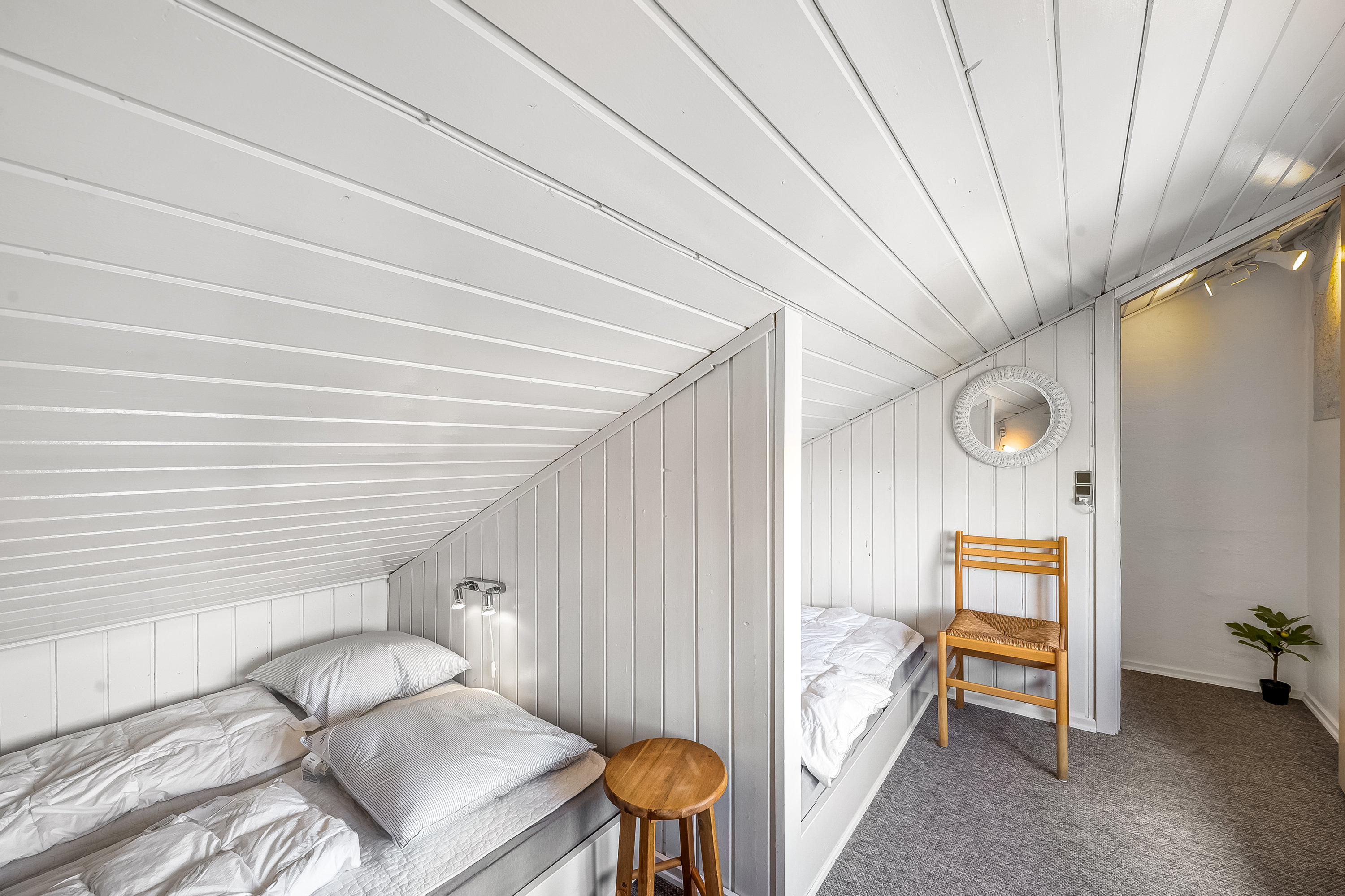 Fremhævet trappe billede i fuldskærmstilstand. Billede af Vester Fælled 90 (C1), Bork Havn, 6893 Hemmet