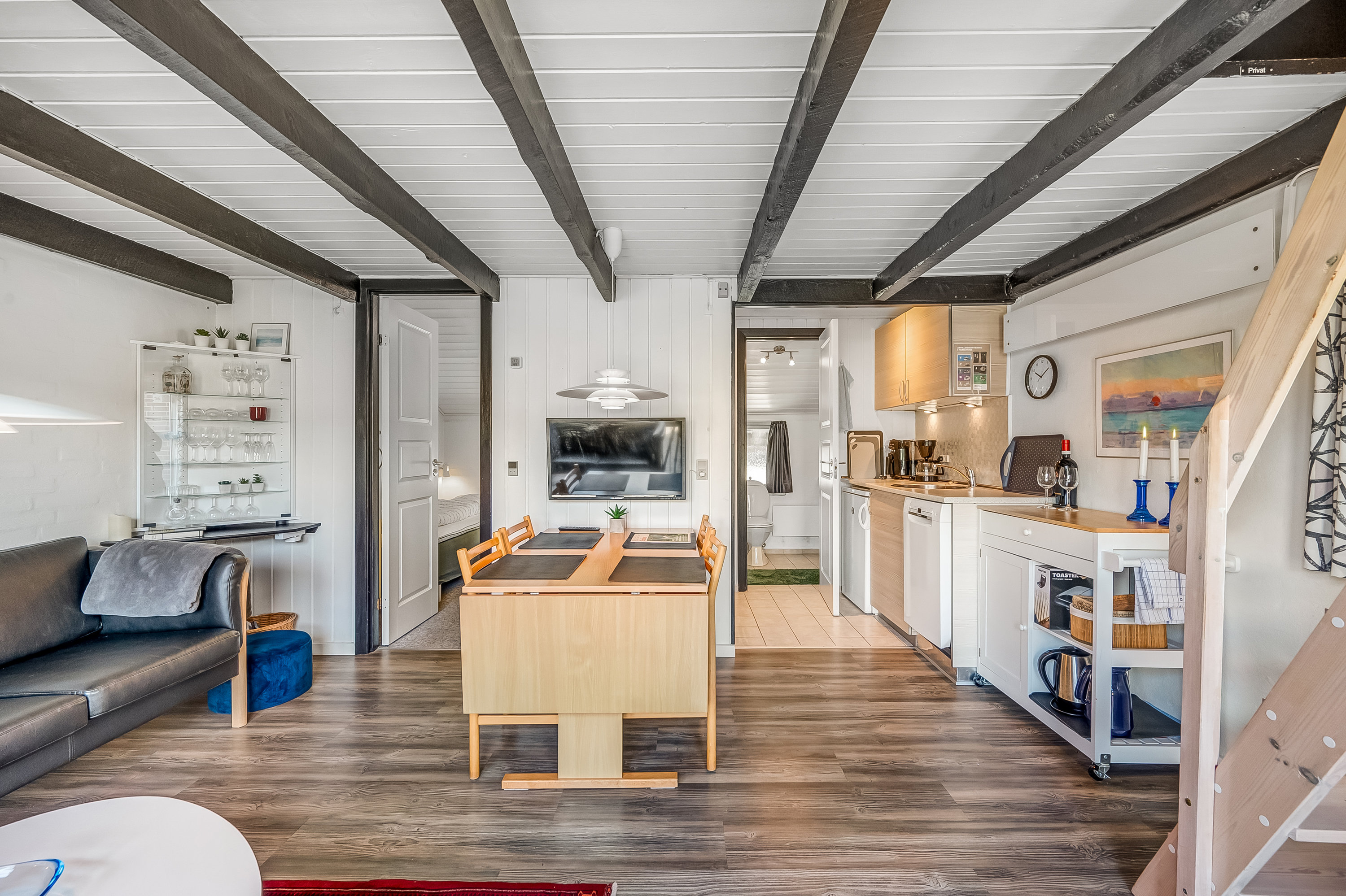 Fremhævet køkken billede i fuldskærmstilstand. Billede af Vester Fælled 90 (C1), Bork Havn, 6893 Hemmet