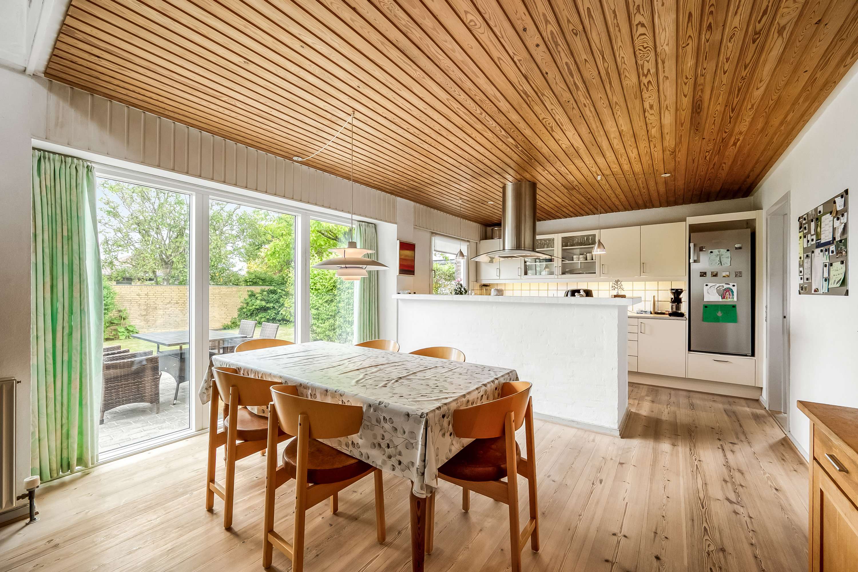 Fremhævet stue billede i fuldskærmstilstand. Billede af Tjørnevej 10, 6950 Ringkøbing