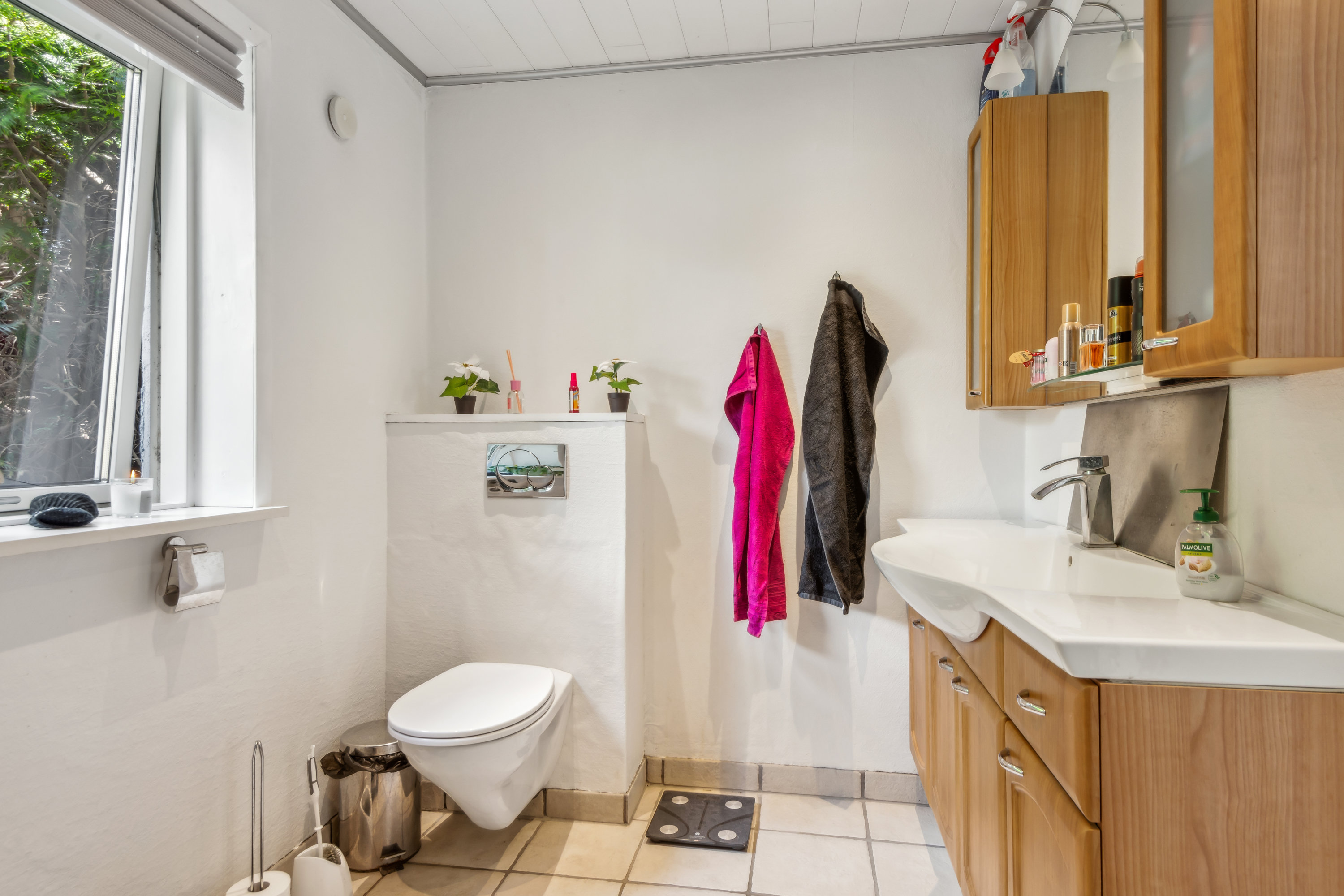 Fremhævet badeværelse billede i fuldskærmstilstand. Billede af Vinderupvej 1, Nørre Tranders , 9220 Aalborg Øst