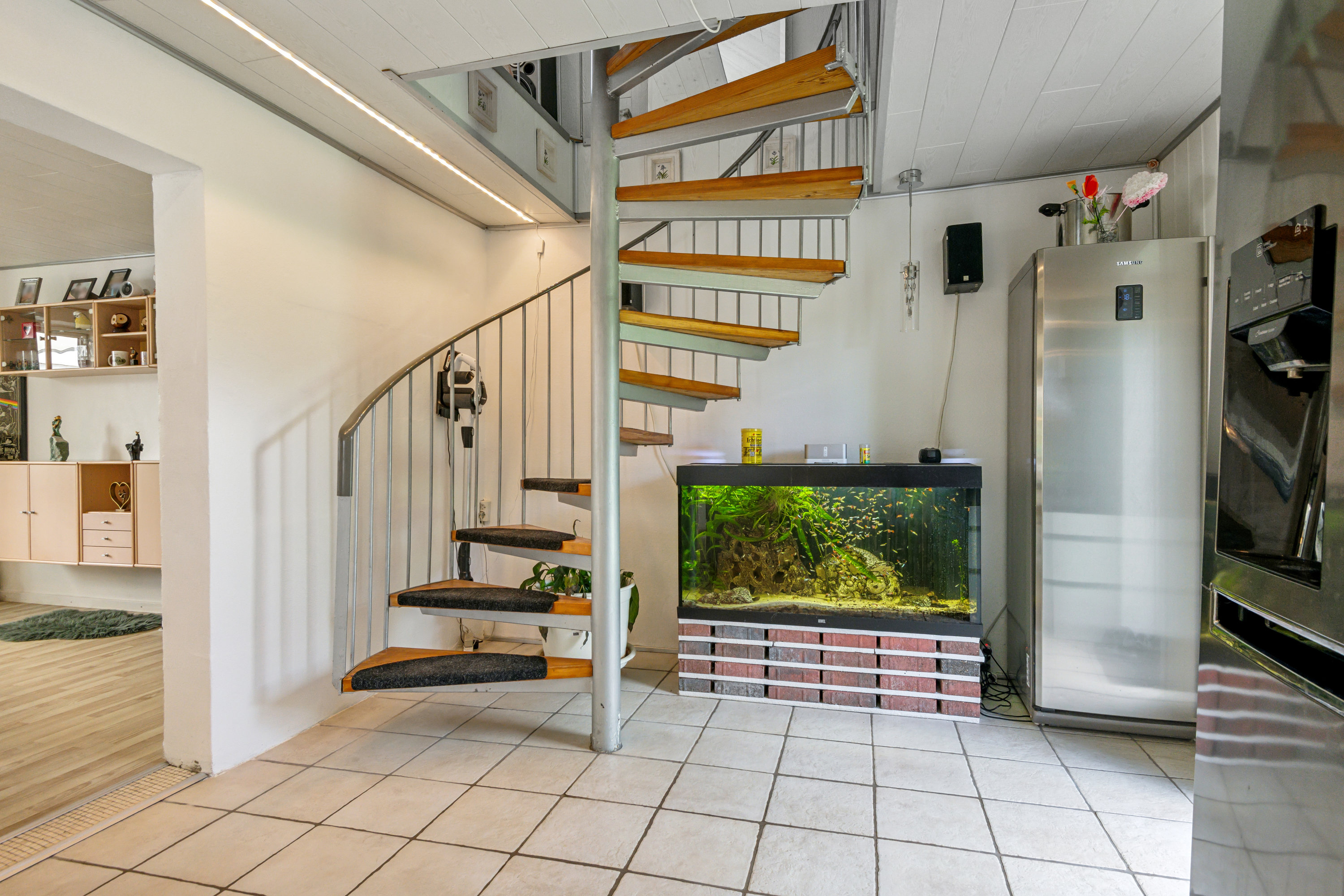 Fremhævet gang billede i fuldskærmstilstand. Billede af Vinderupvej 1, Nørre Tranders , 9220 Aalborg Øst