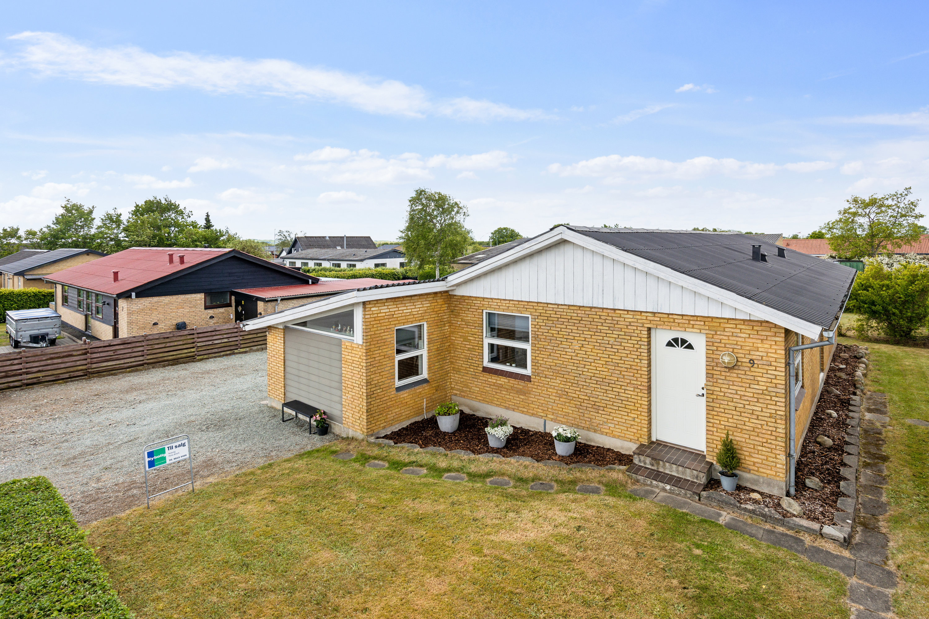 Fremhævet ejendom 1 billede i fuldskærmstilstand. Billede af Bakkelyvej 9, 9380 Vestbjerg