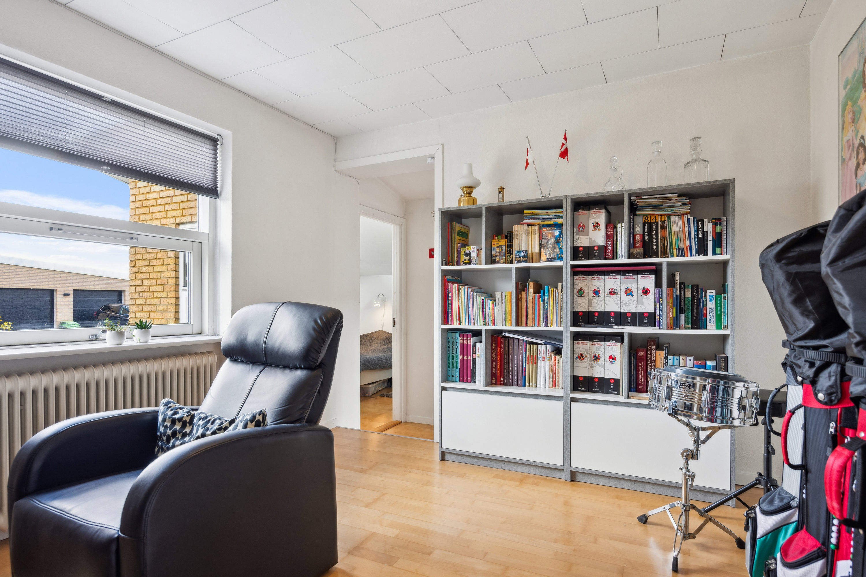 Fremhævet stue billede i fuldskærmstilstand. Billede af Bakkelyvej 9, 9380 Vestbjerg