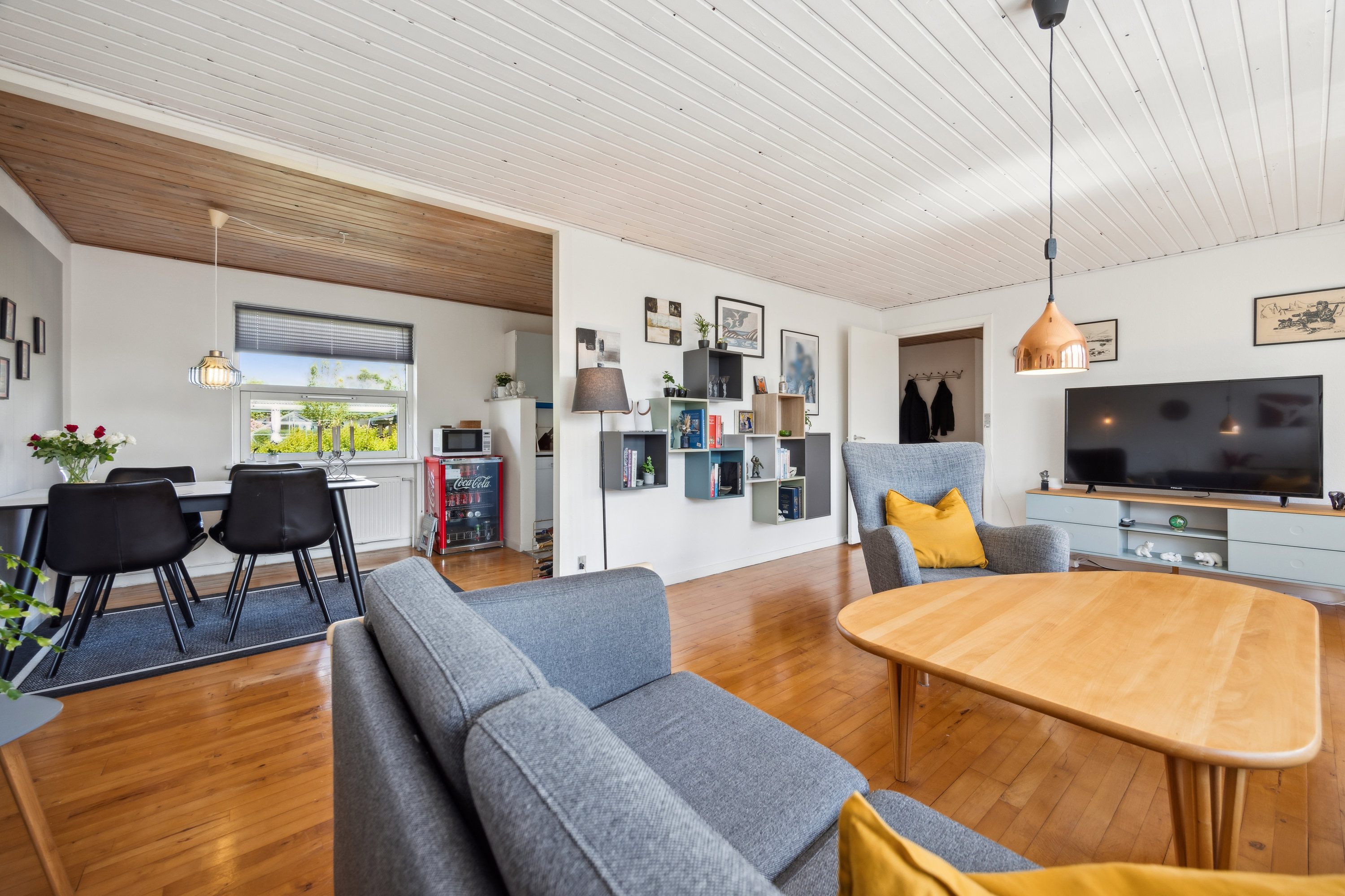 Fremhævet stue billede i fuldskærmstilstand. Billede af Bakkelyvej 9, 9380 Vestbjerg