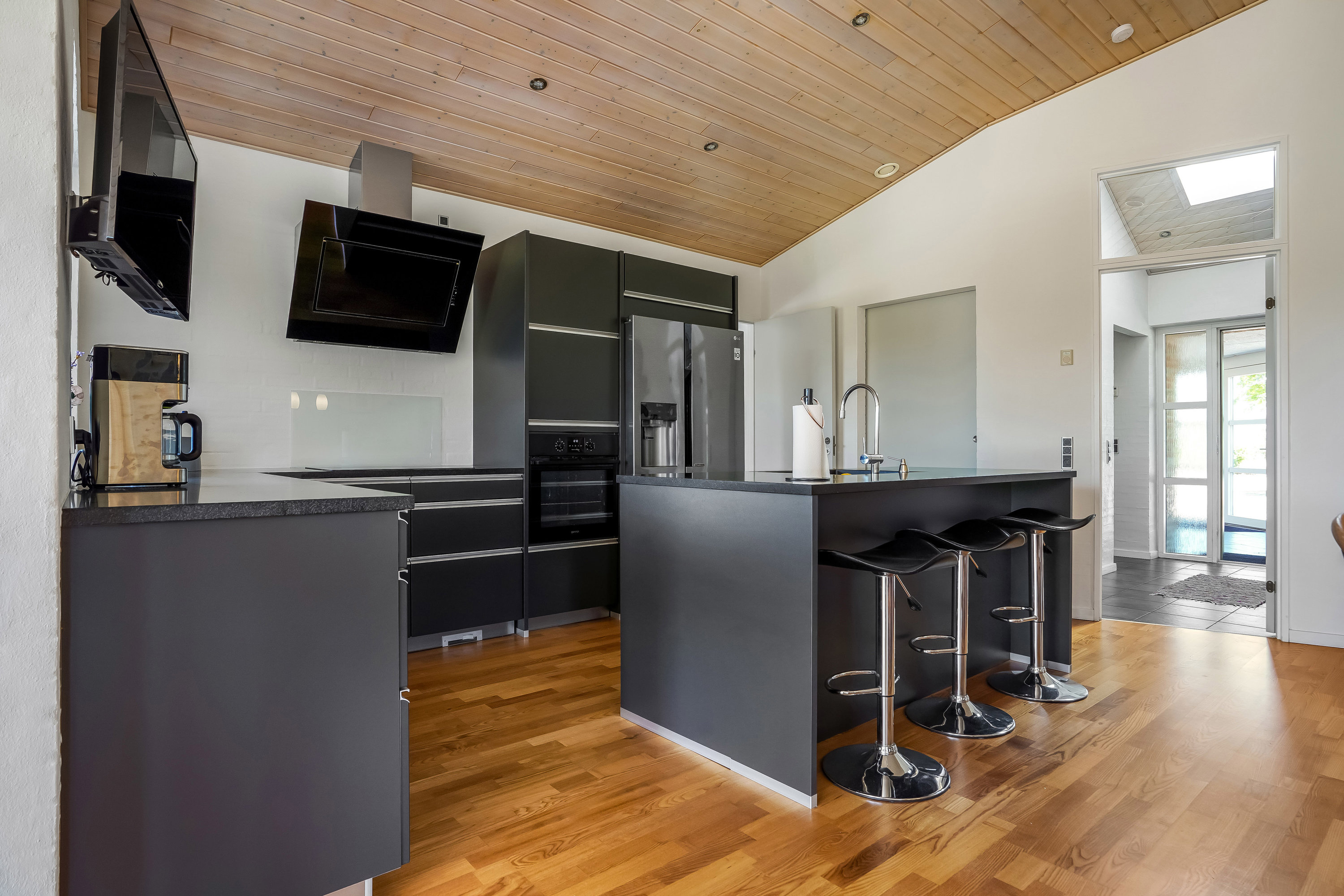 Fremhævet køkken billede i fuldskærmstilstand. Billede af Kærvejen 47, 7171 Uldum