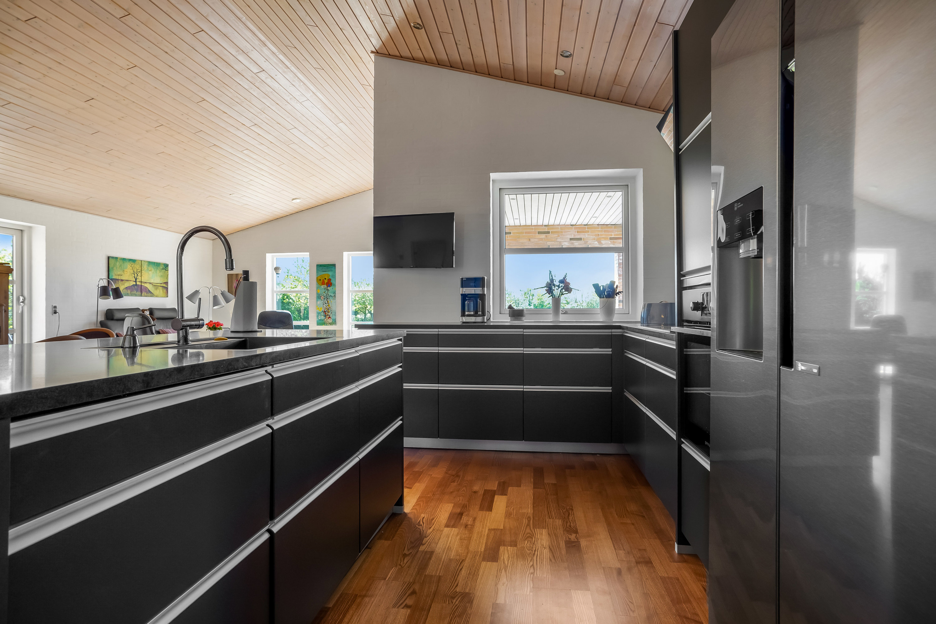 Fremhævet køkken billede i fuldskærmstilstand. Billede af Kærvejen 47, 7171 Uldum