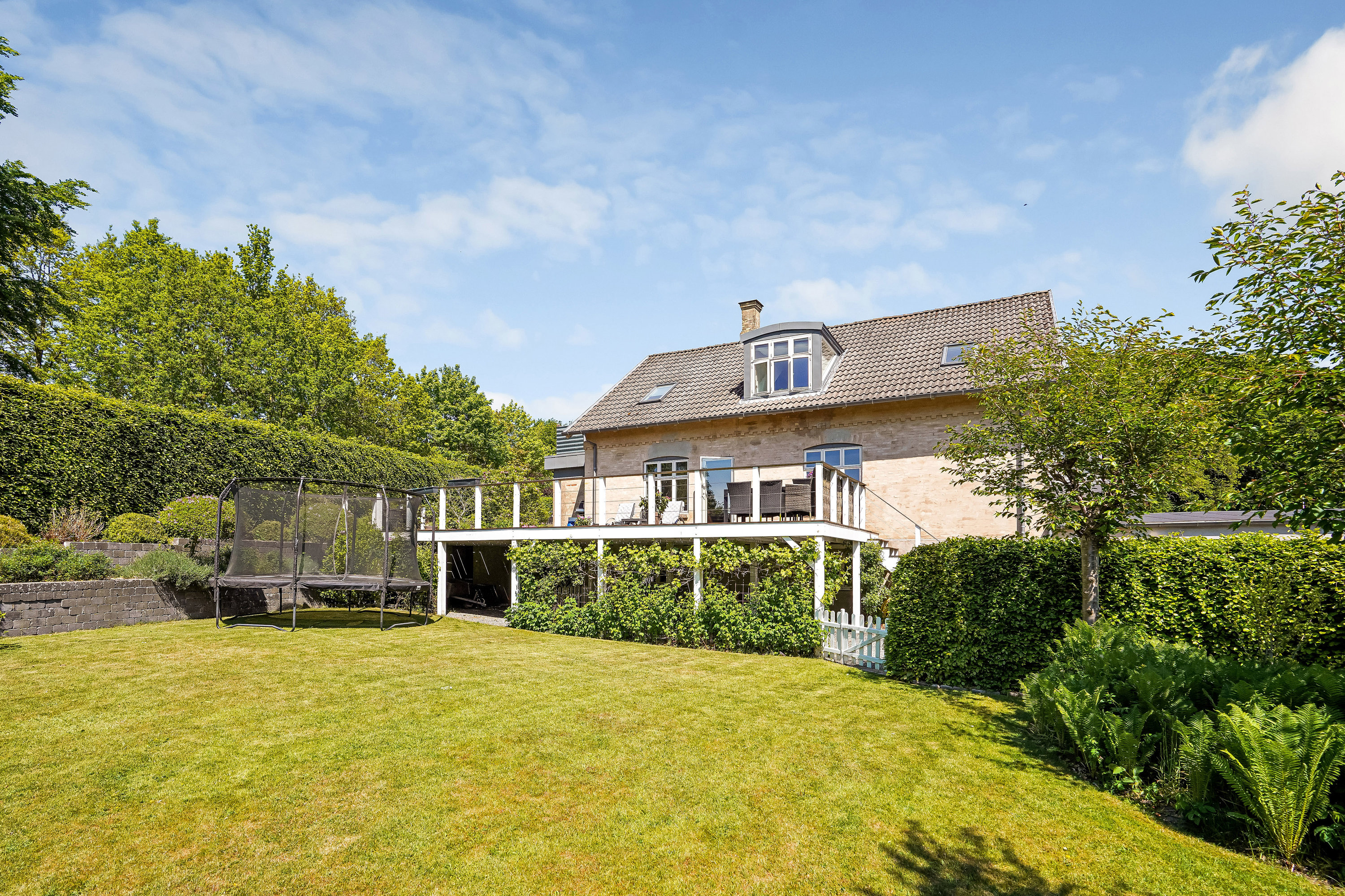 Fremhævet ejendommen billede i fuldskærmstilstand. Billede af Kirkevej 27, Tommerup St, 5690 Tommerup