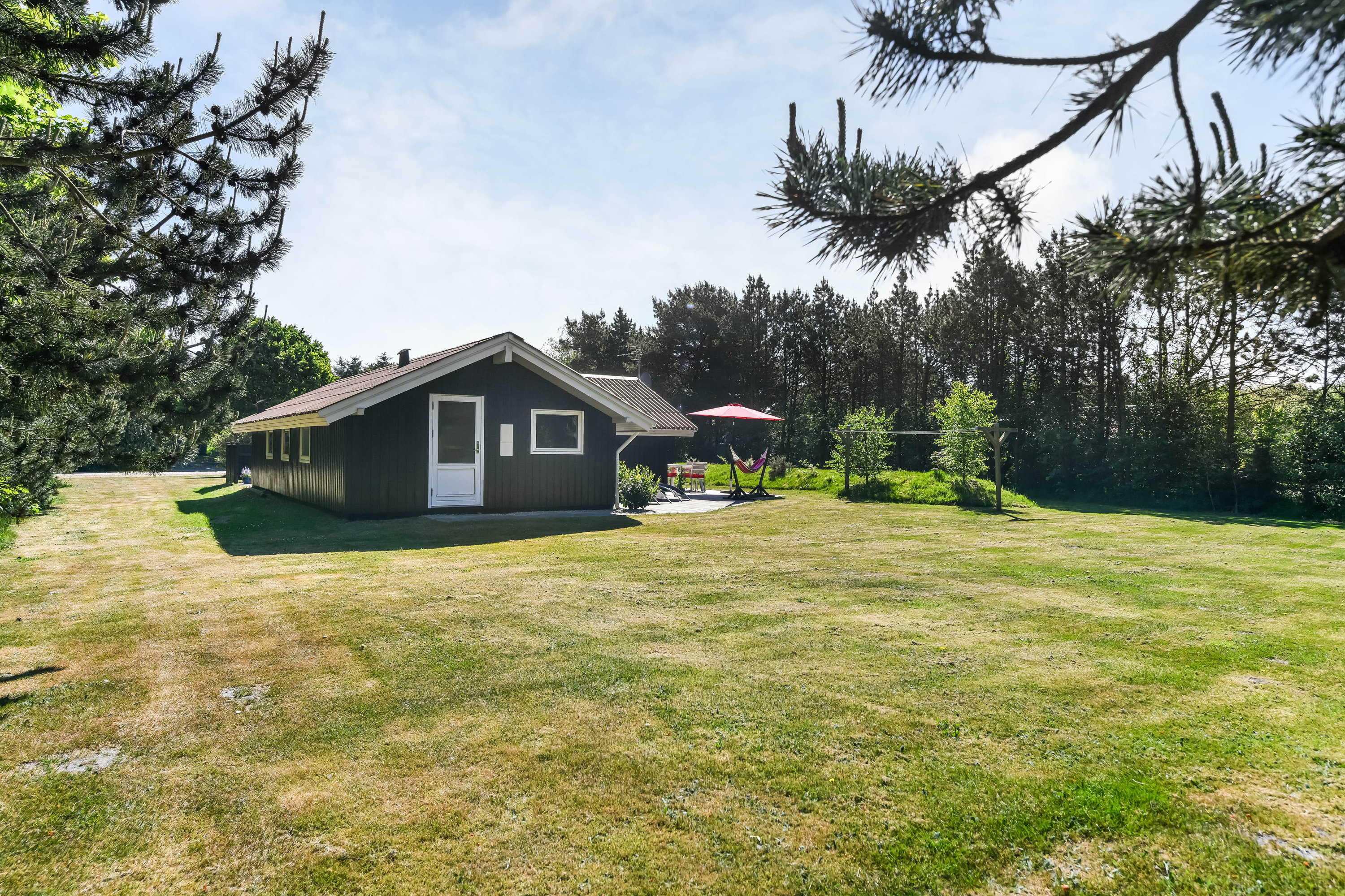 Fremhævet ejendommen billede i fuldskærmstilstand. Billede af Blomstervangen 80, Jegum, 6840 Oksbøl