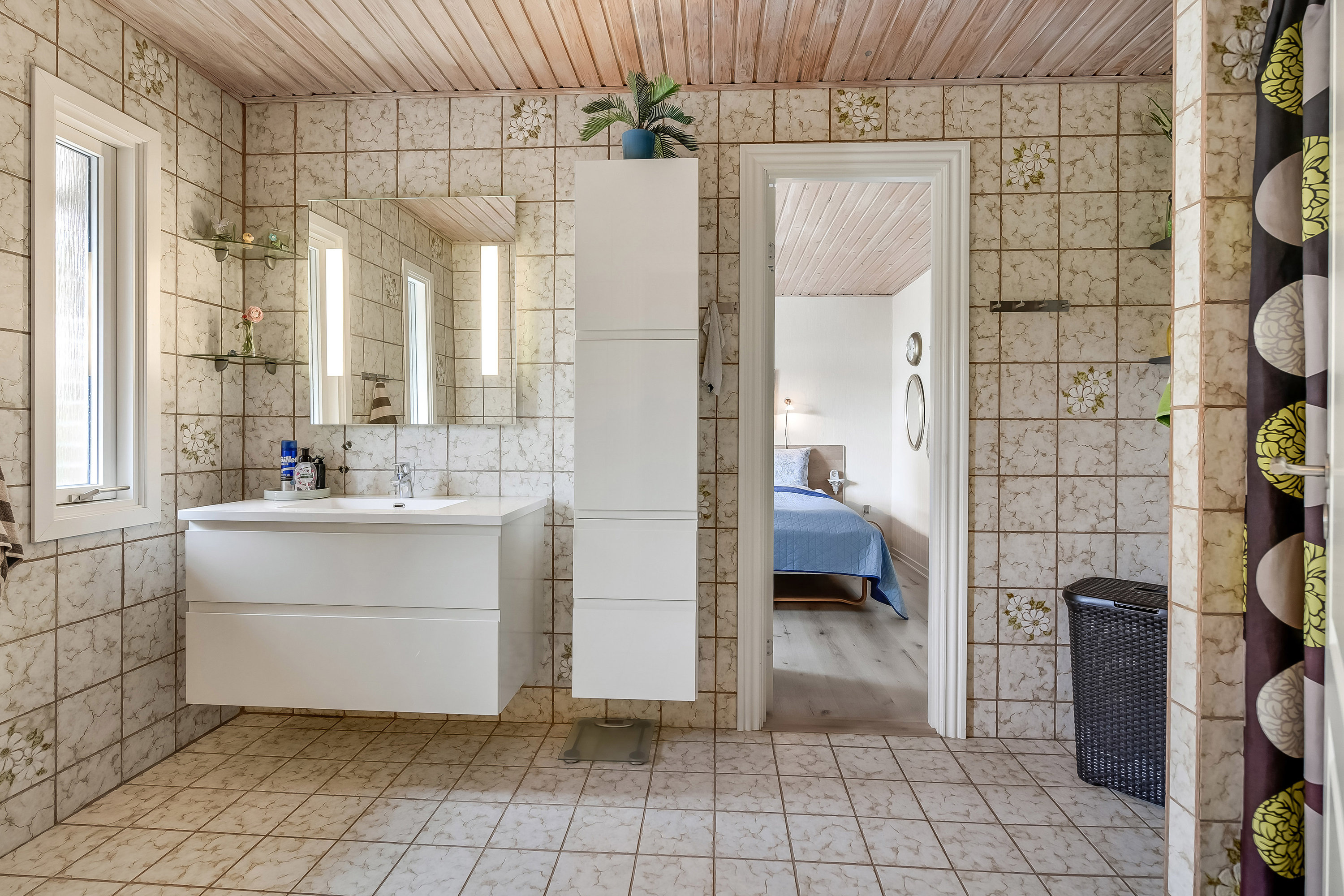 Fremhævet badeværelse billede i fuldskærmstilstand. Billede af Gudenåvænget 14, 6710 Esbjerg V