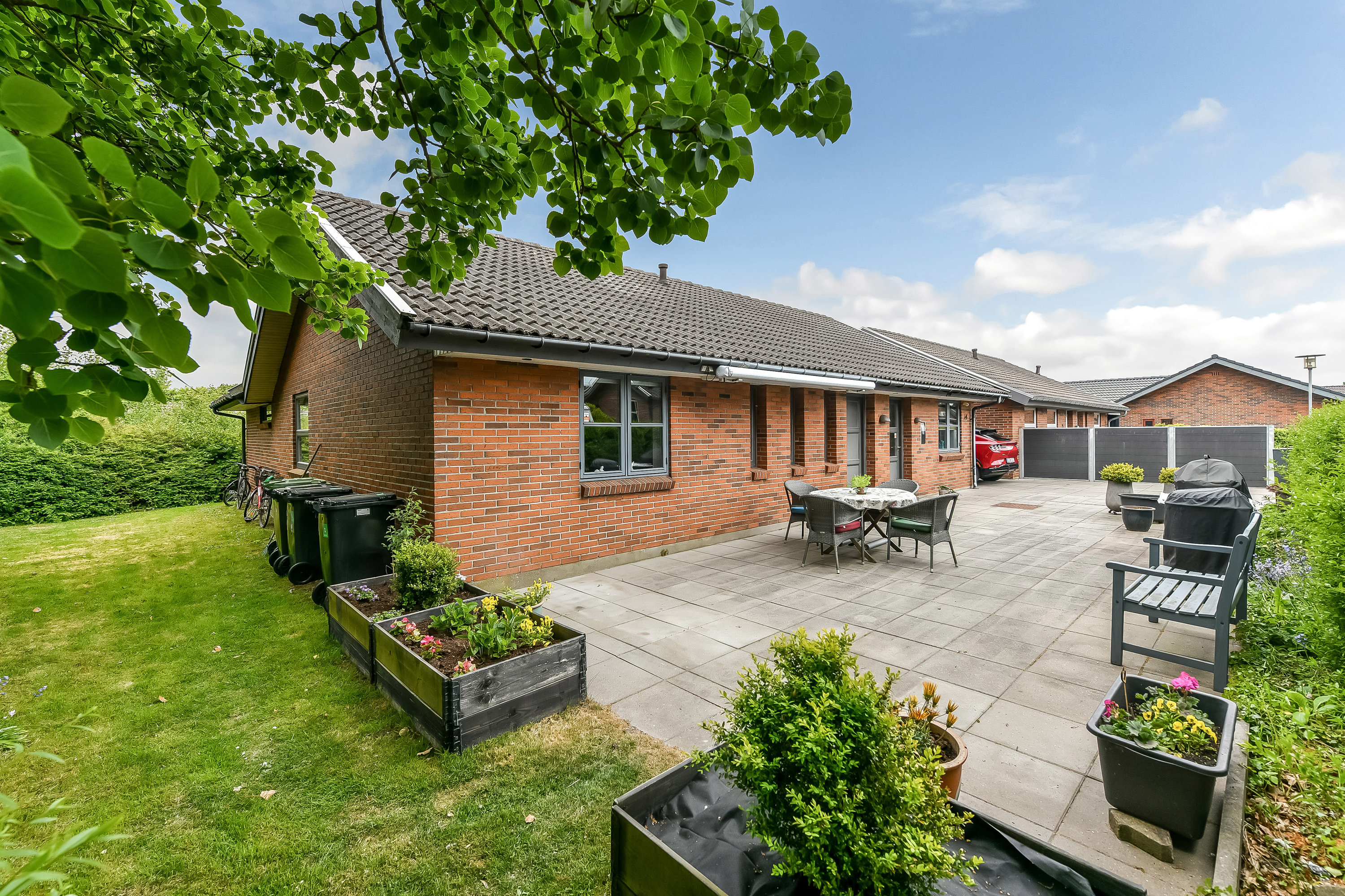 Miniaturebillede 2: terrasse. Billede af Gudenåvænget 14, 6710 Esbjerg V