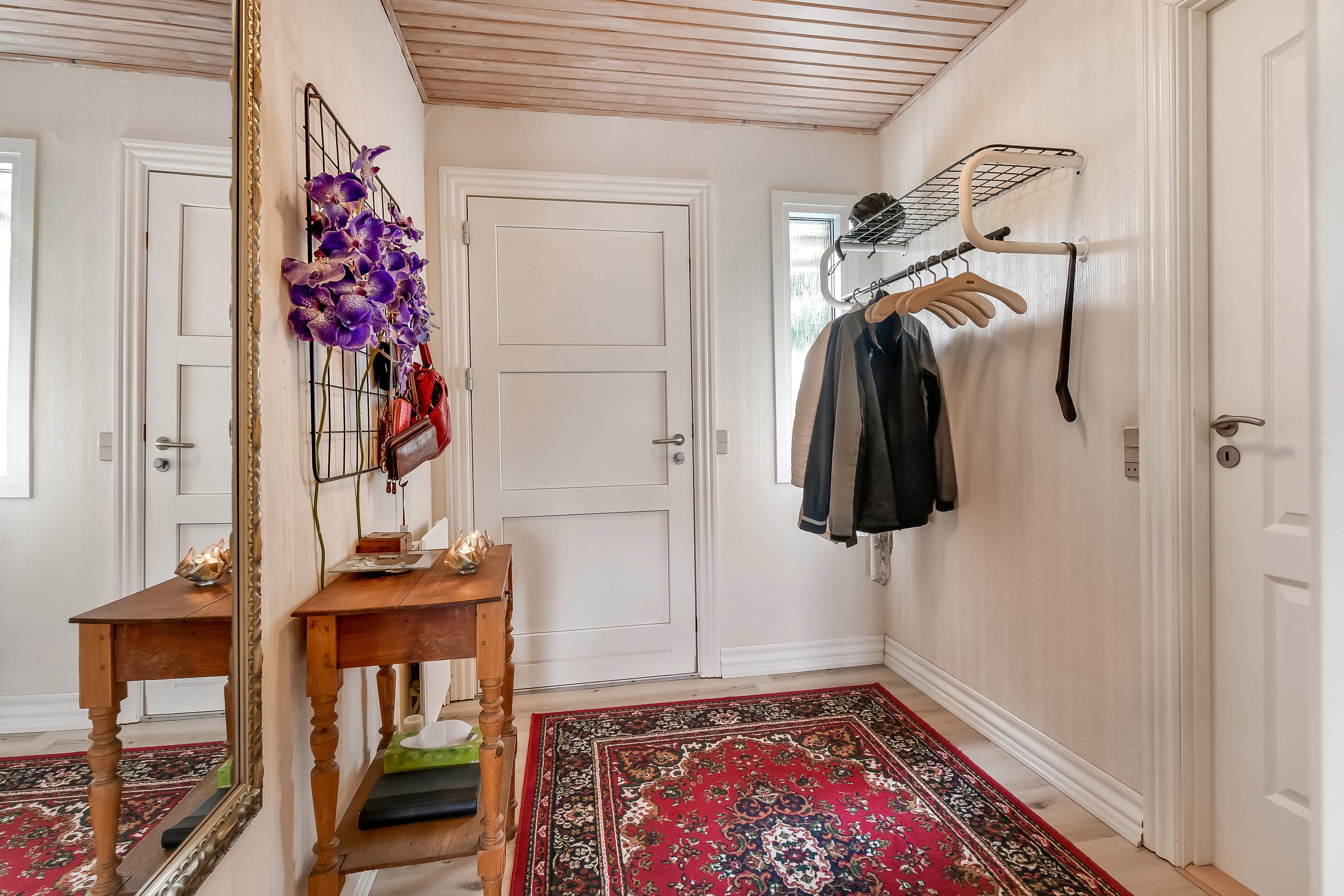 Fremhævet entré billede i fuldskærmstilstand. Billede af Gudenåvænget 14, 6710 Esbjerg V