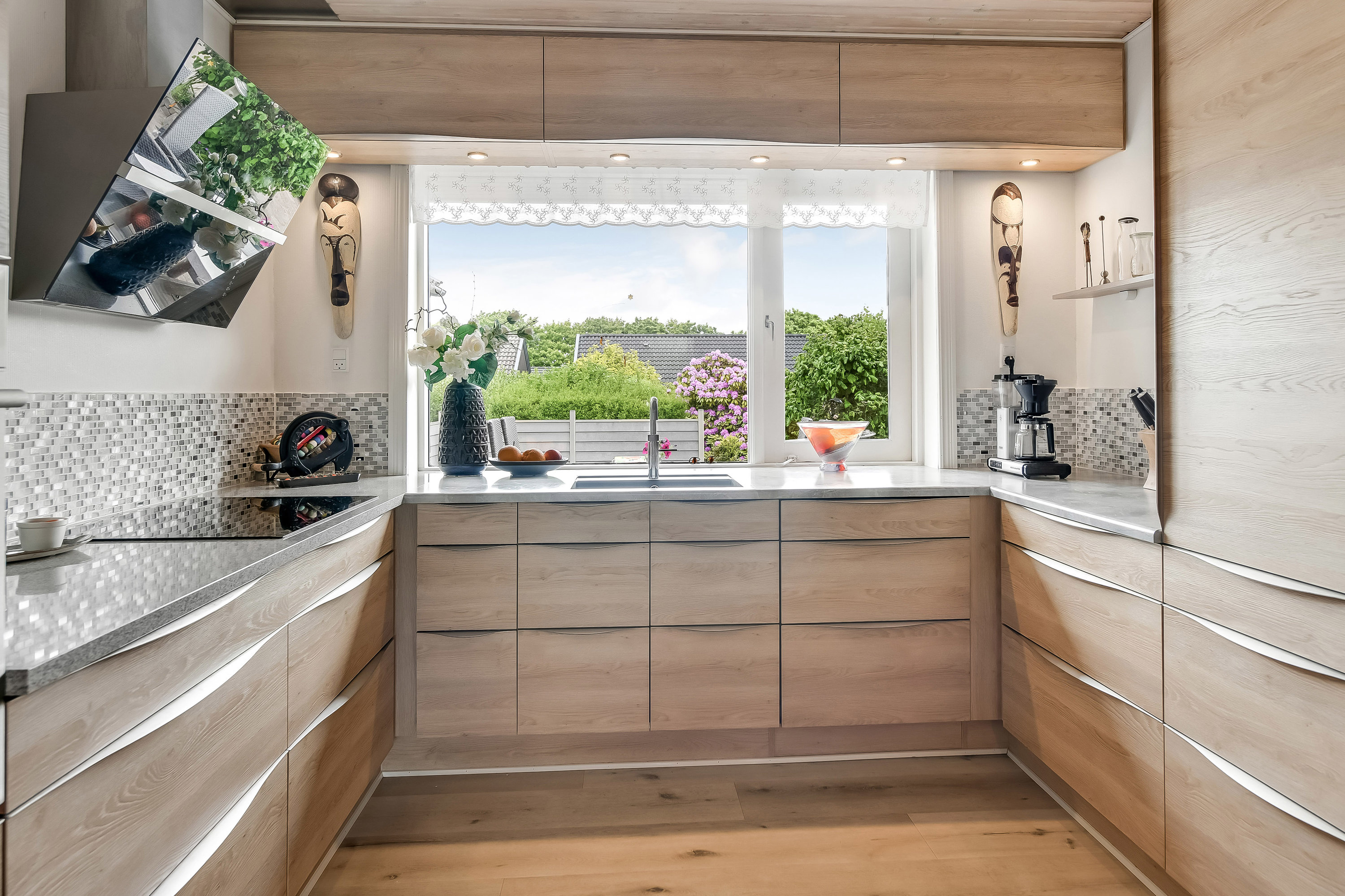 Fremhævet køkken billede i fuldskærmstilstand. Billede af Gudenåvænget 14, 6710 Esbjerg V